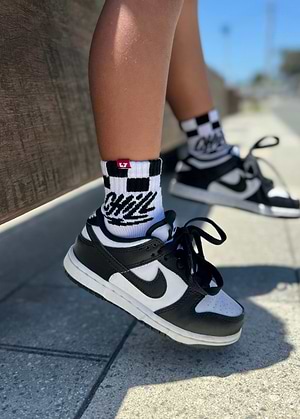 Chill Crew Socks White