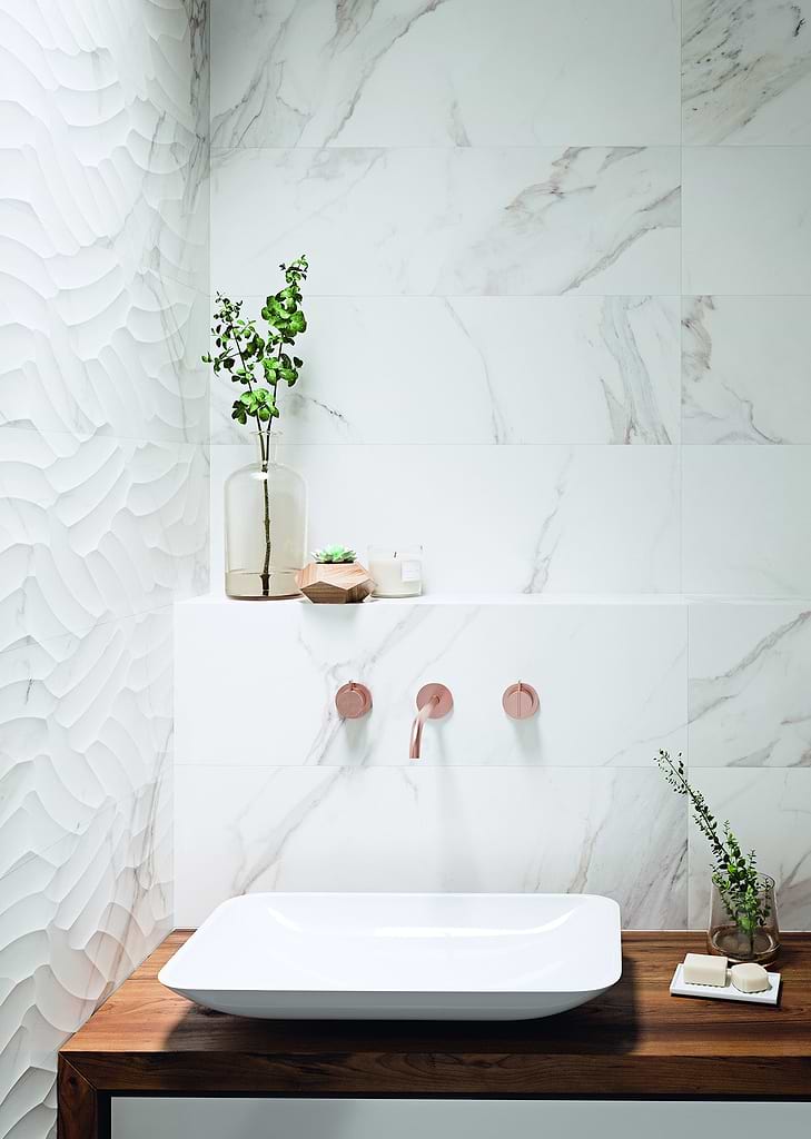 Grespania Marmorea series fo bathroom wall tiles with Celosia Calacata and Marmorea Calacata