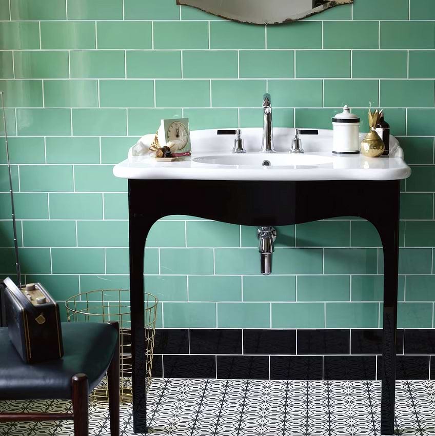 Sorrent Nizzo bathroom tiles for use on wall and floor applications stocked by Hyperion Tiles