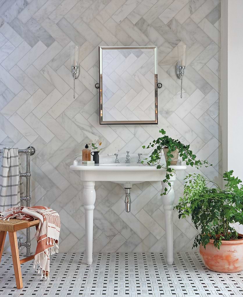 East Hampton range of floor tiles stocked by Hyperion Tiles in a bathroom