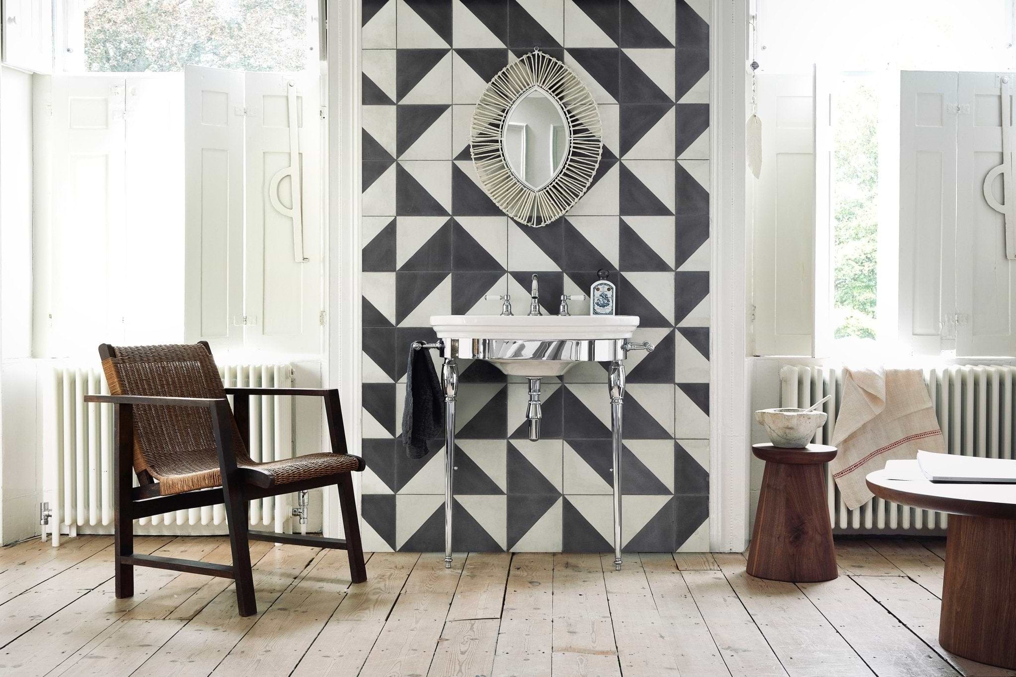 Black bathroom ideas for a luxury bathing haven - Hyperion Tiles