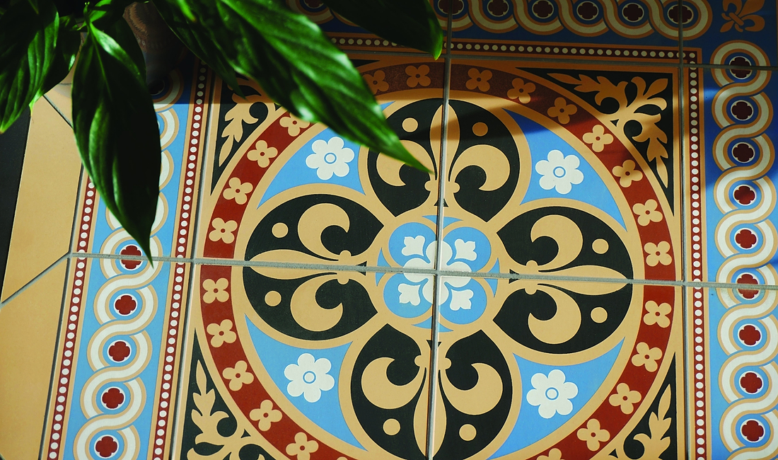 Victorian Floor Tile Decorative Pieces
