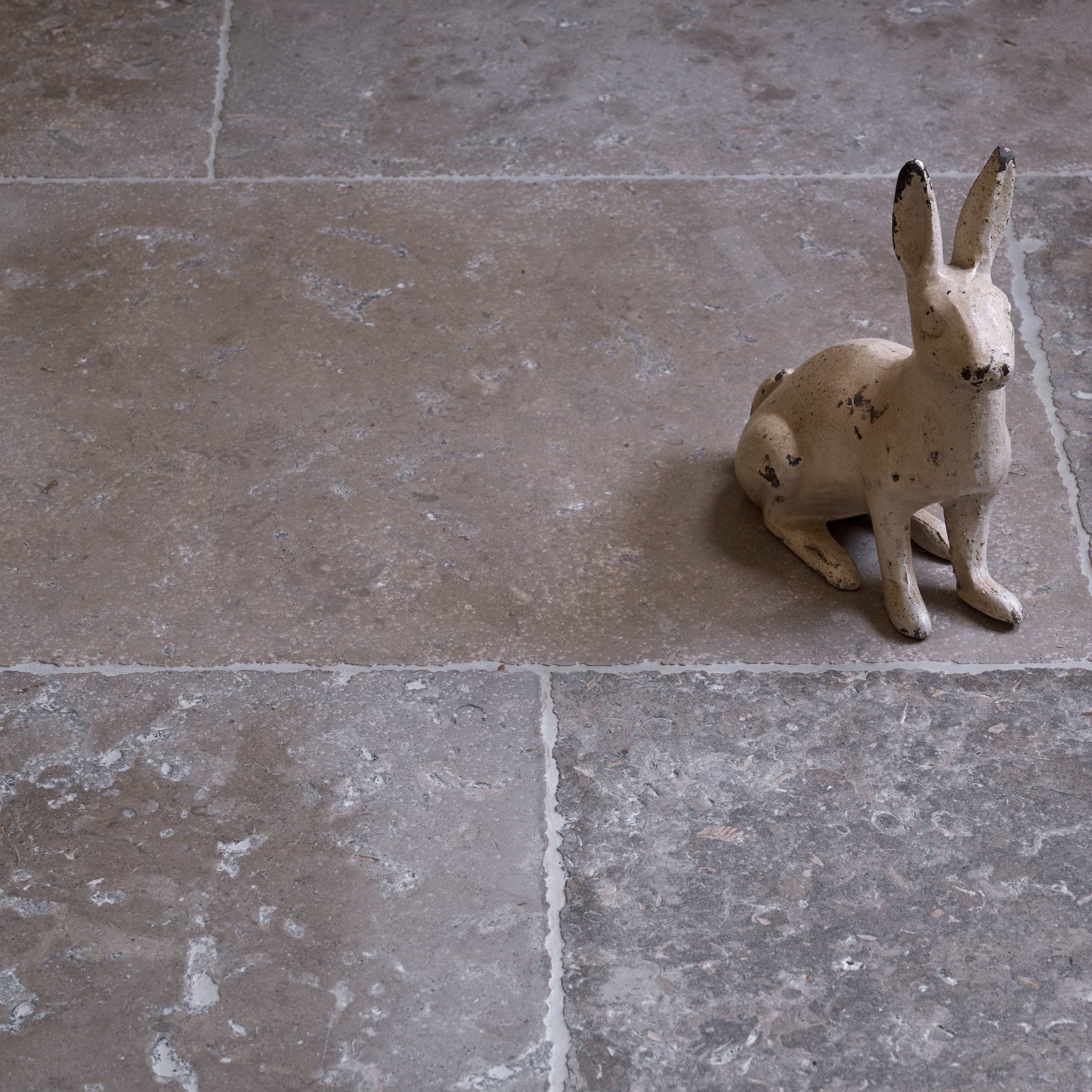 Agencourt Limestone Seasoned Finish By Hyperion Tiles