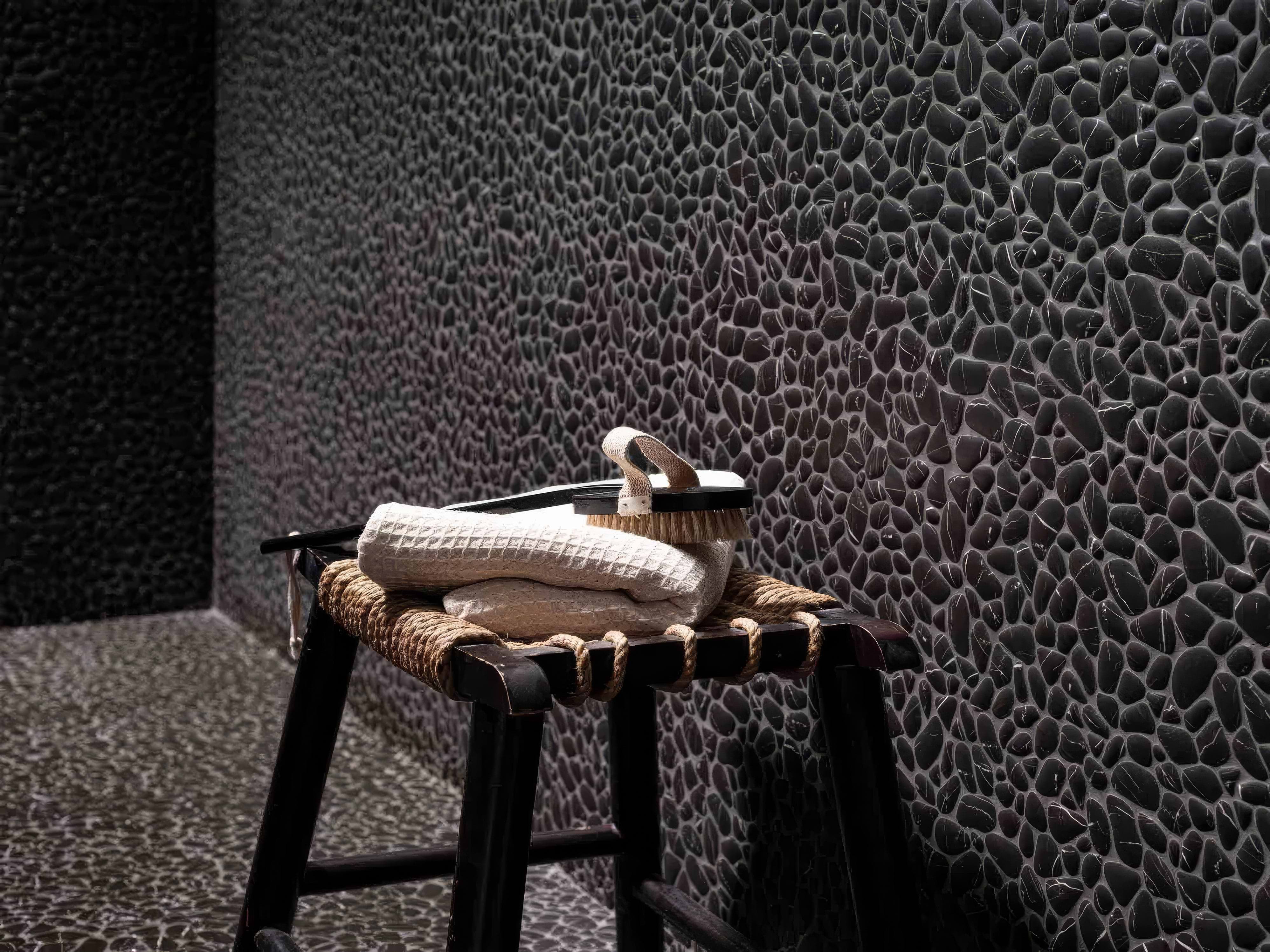 Boulder Negro Marquina Mosaic By Hyperion Tiles