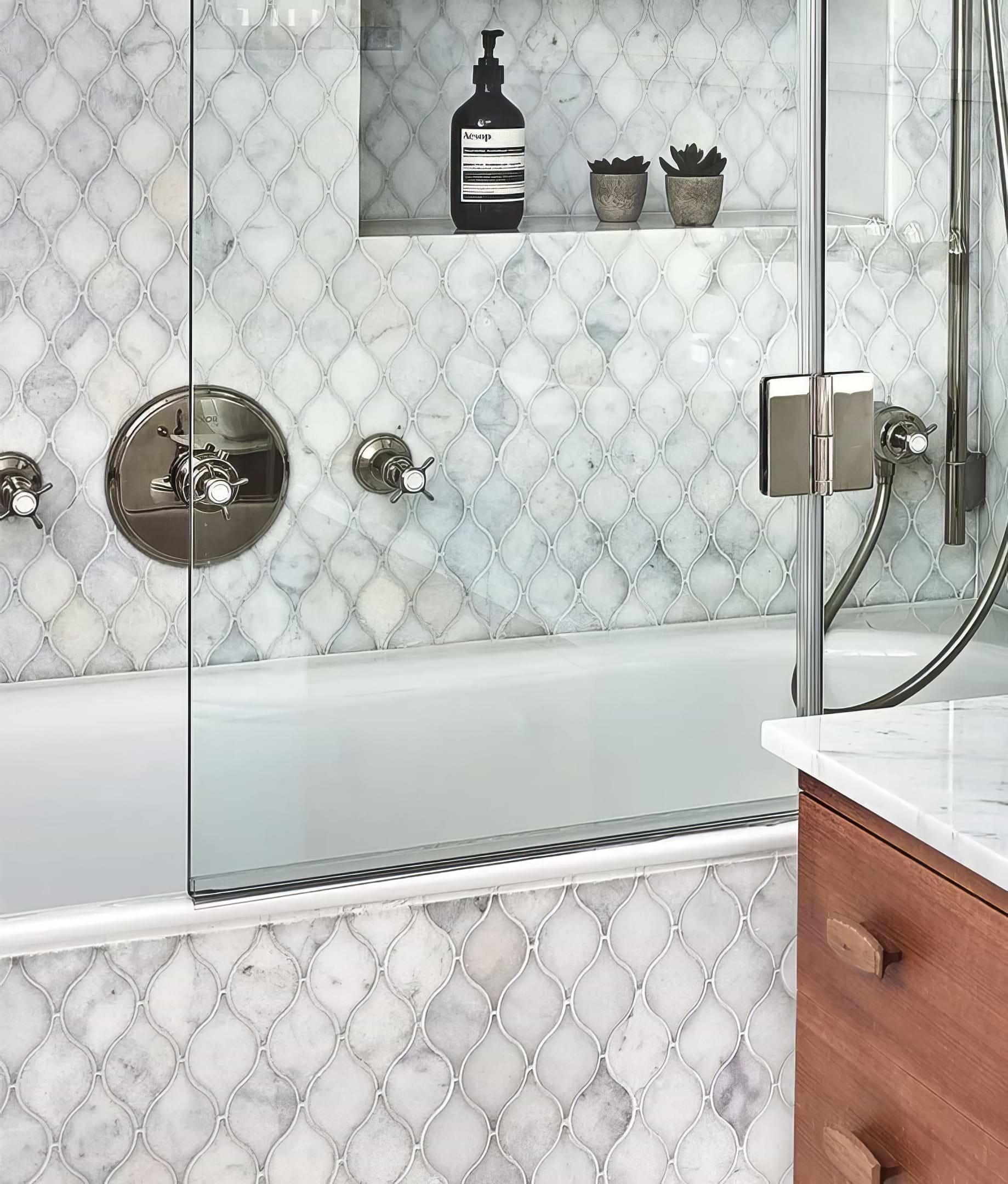 Long Island Marble Honed Teardrop Mosaic