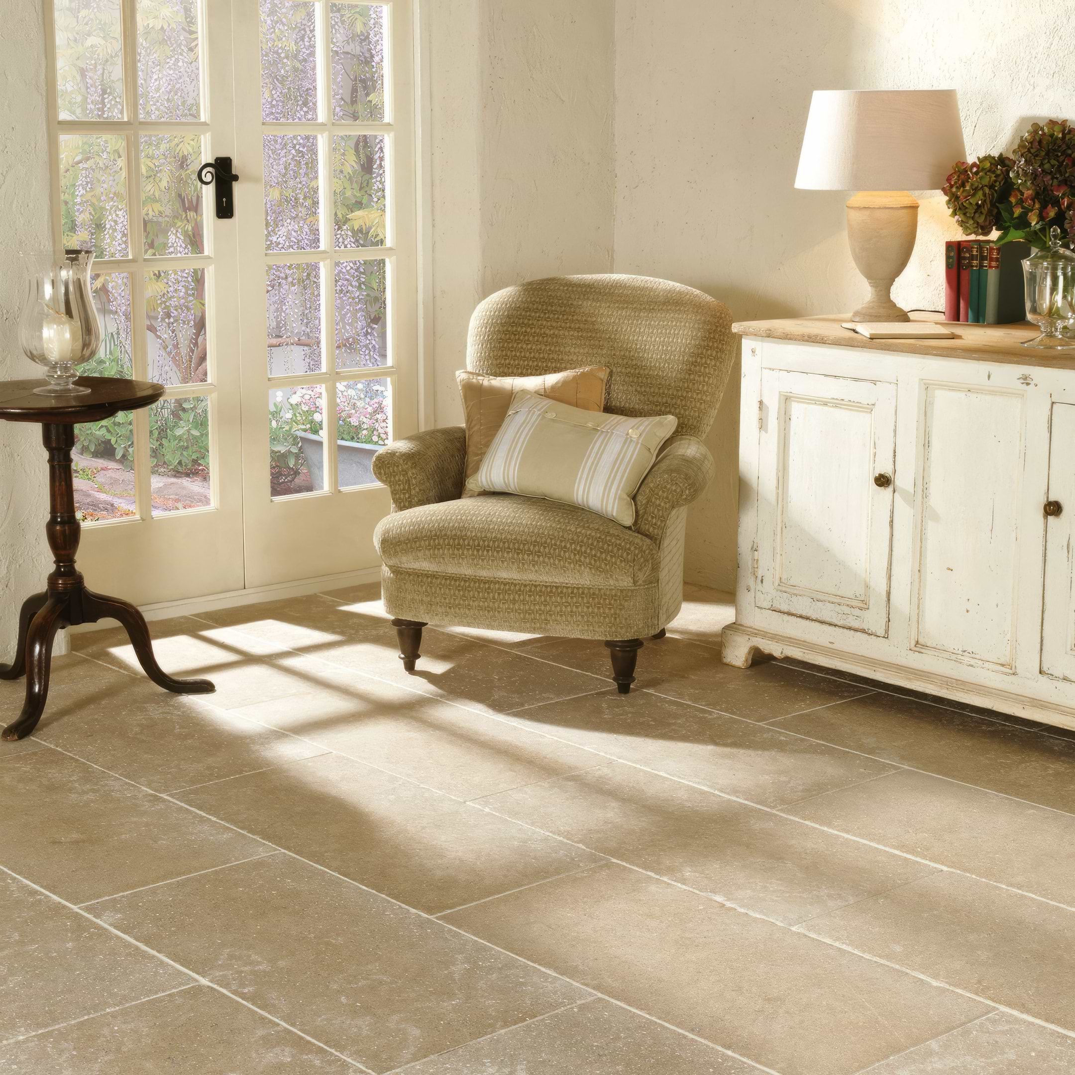 St Sernin Tumbled Limestone 400 x 400mm - Hyperion Tiles
