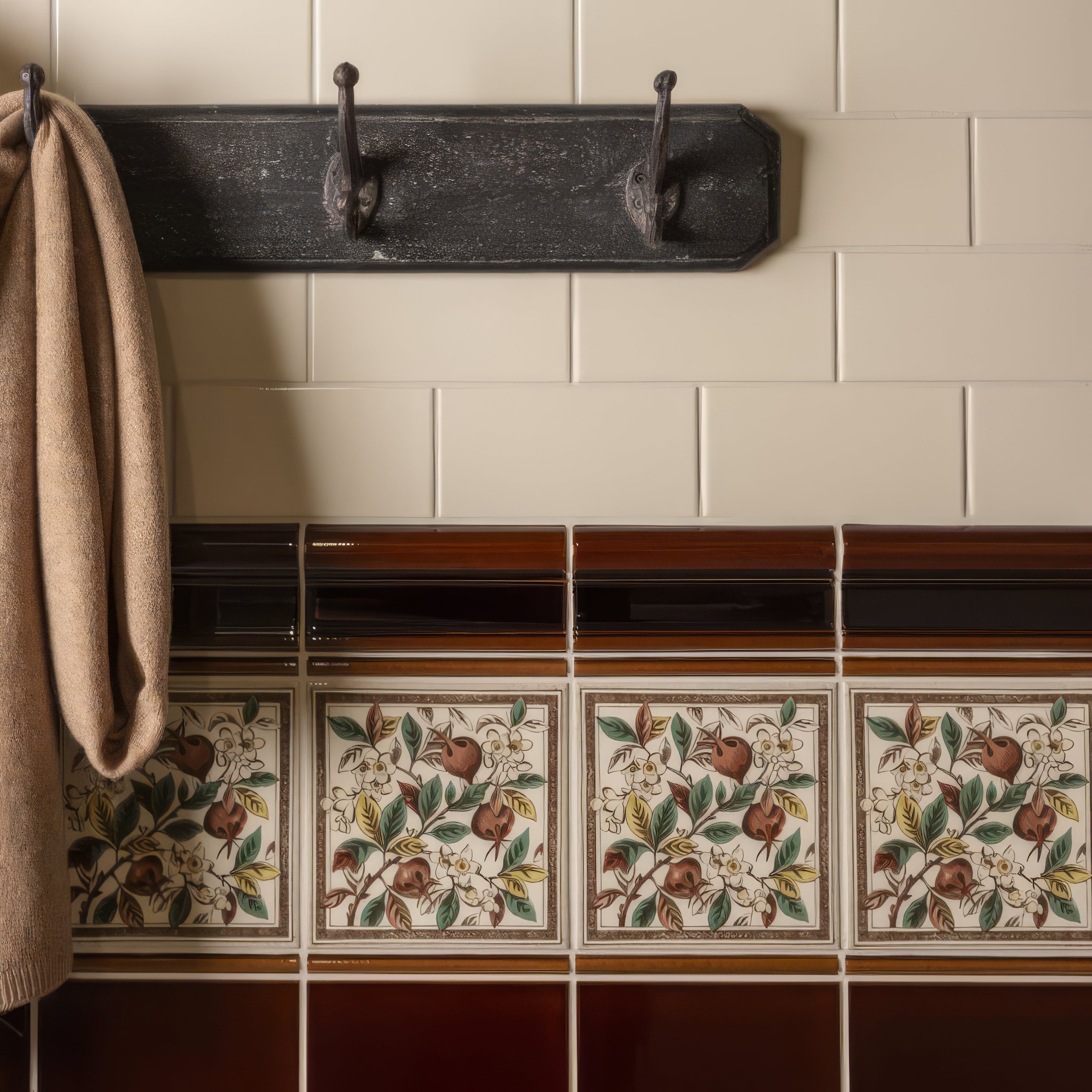 Teapot Brown Victoria Moulding | Hyperion Tiles