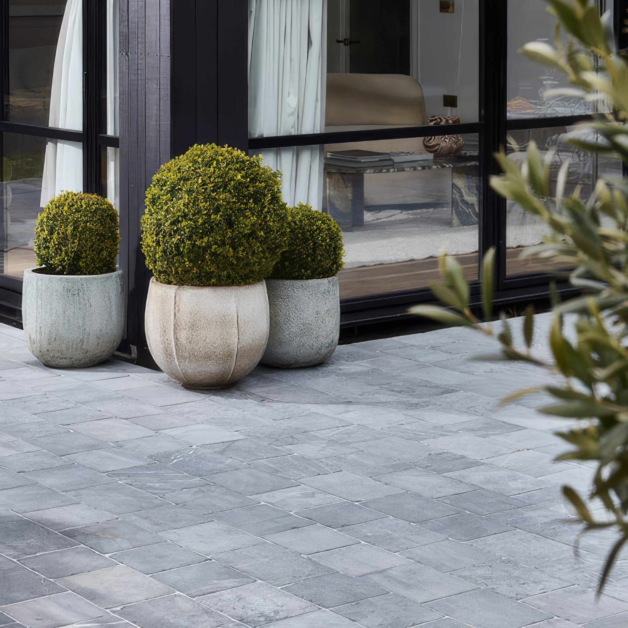 Wexford Limestone Cobble Tumbled Finish - Hyperion Tiles