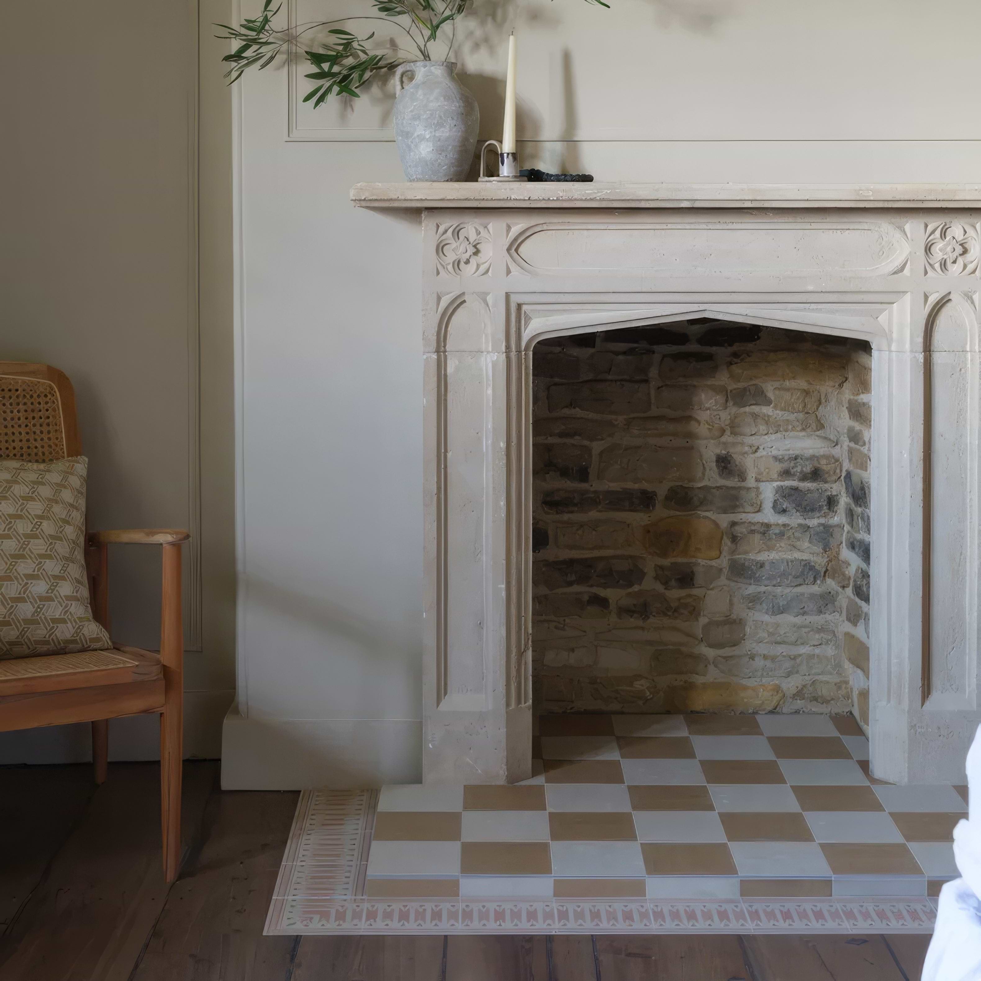 Adventuras Ziggy Border Terracotta Porcelain | Hyperion Tiles