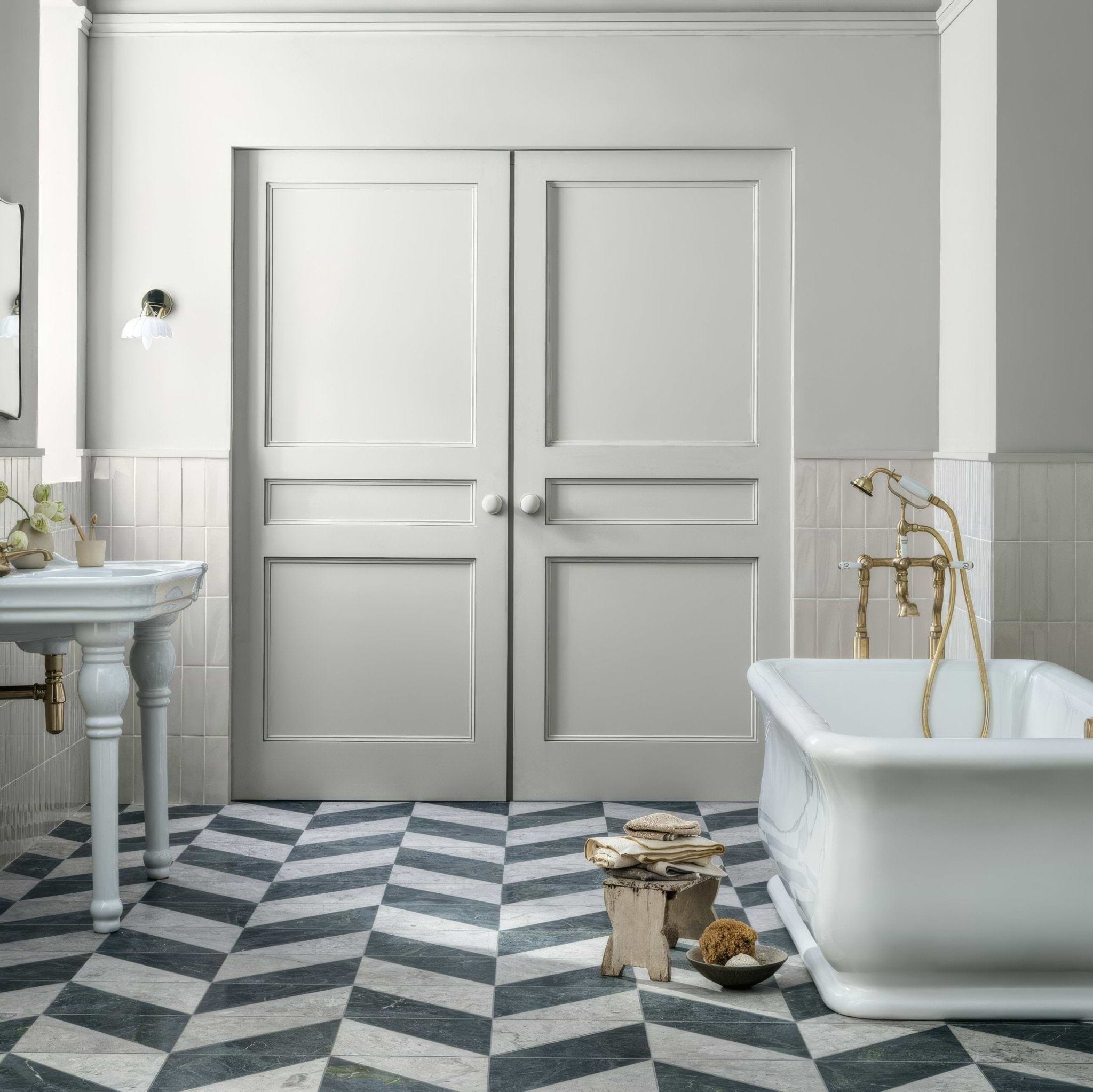 Blends Grigio Triangle - Hyperion Tiles