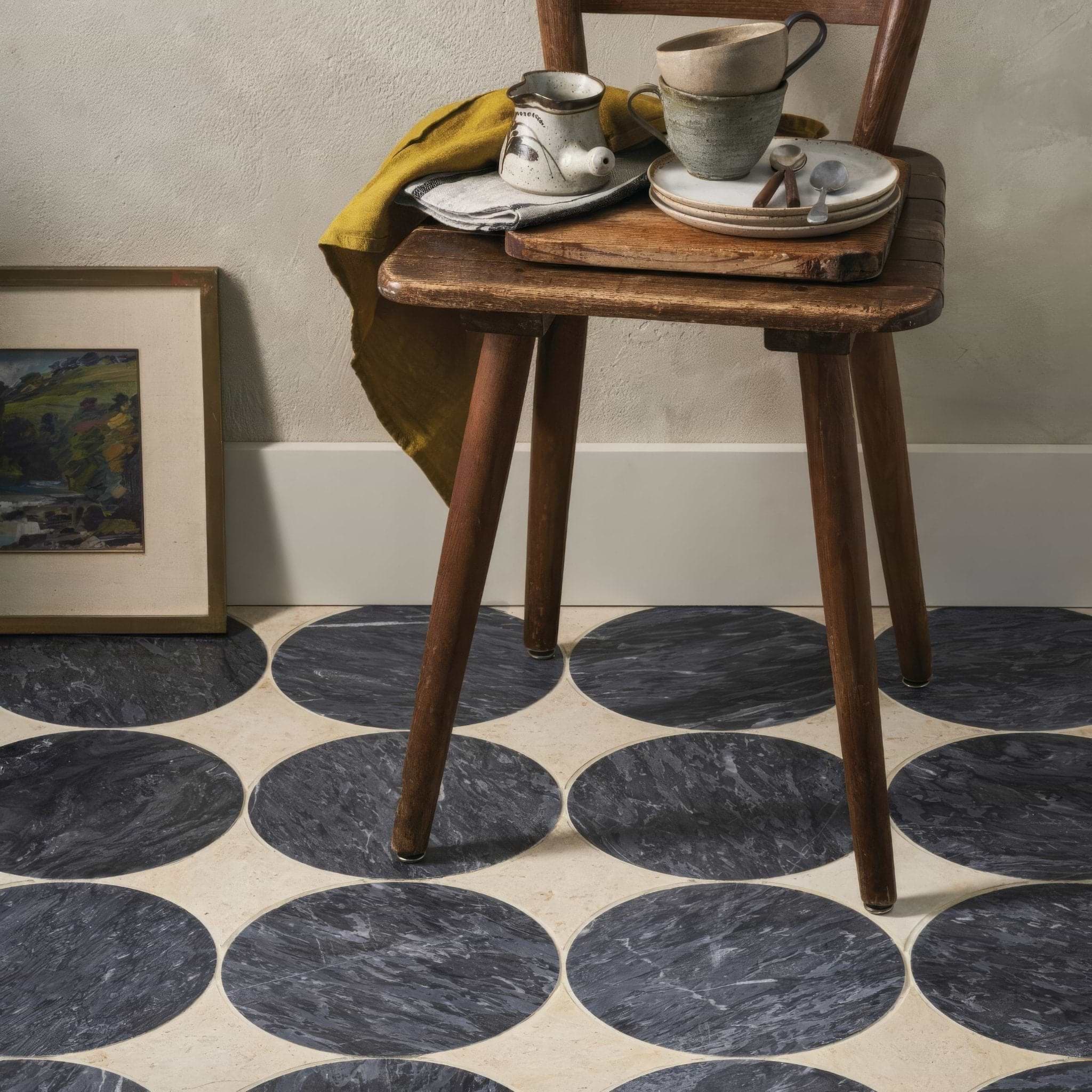 Blends Nero Circle - Hyperion Tiles