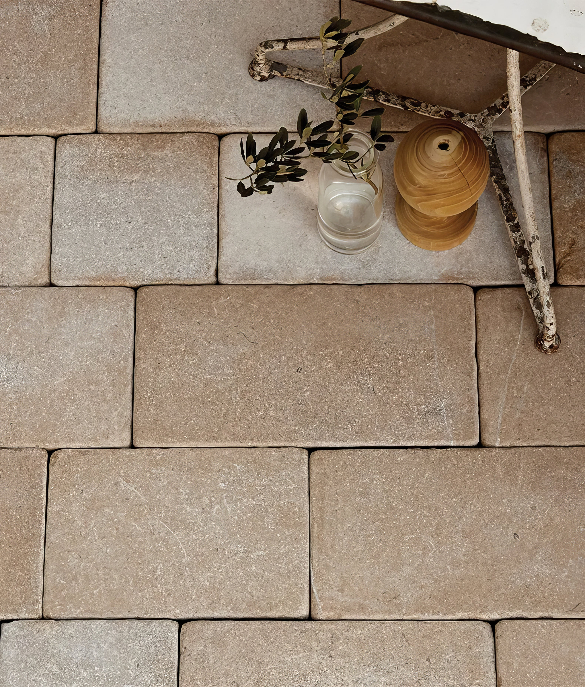 Buscot Limestone Cobble Tumbled & Etched Finish By Hyperion Tiles