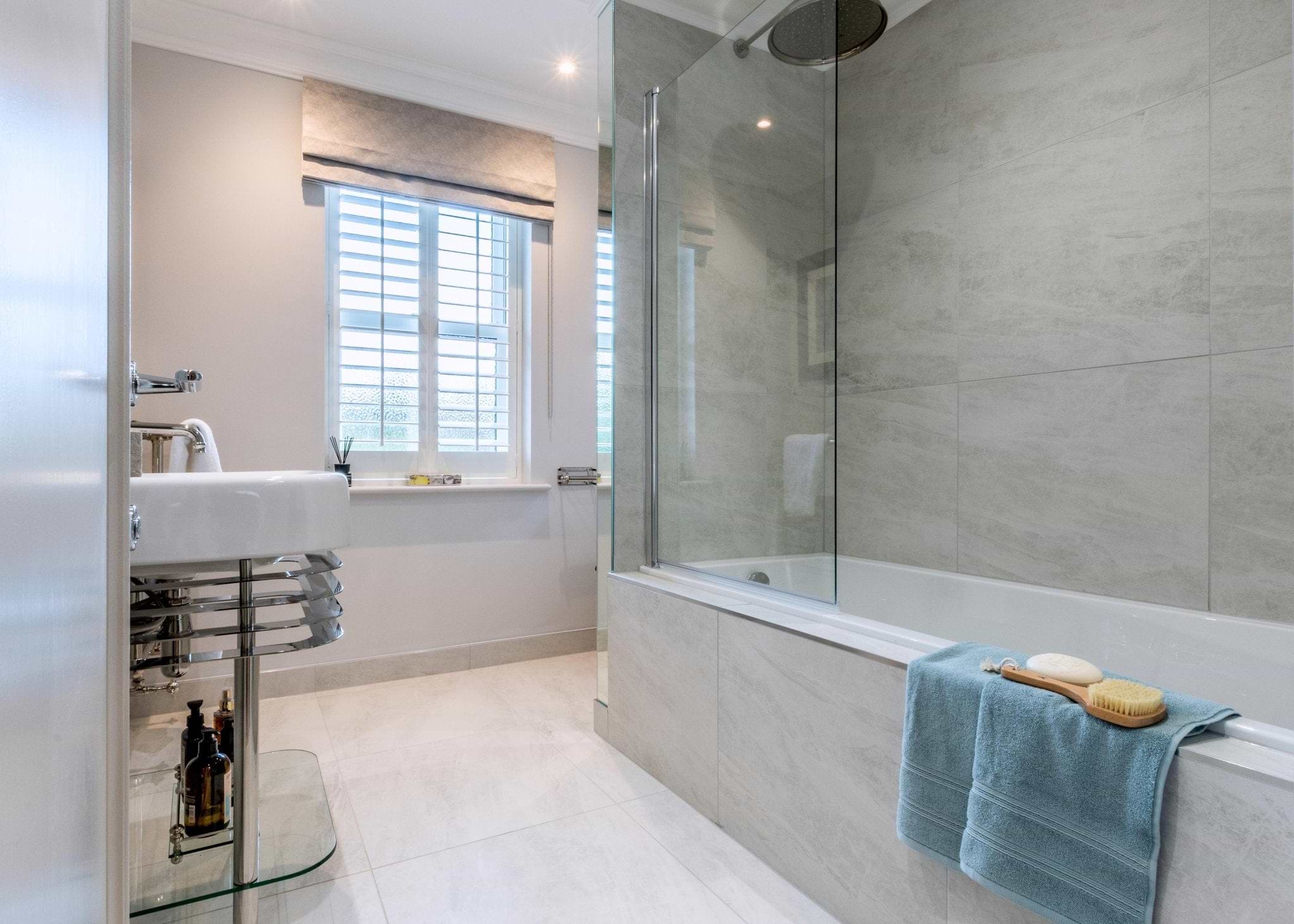 Cashmire White 60 x 60cm - Hyperion Tiles
