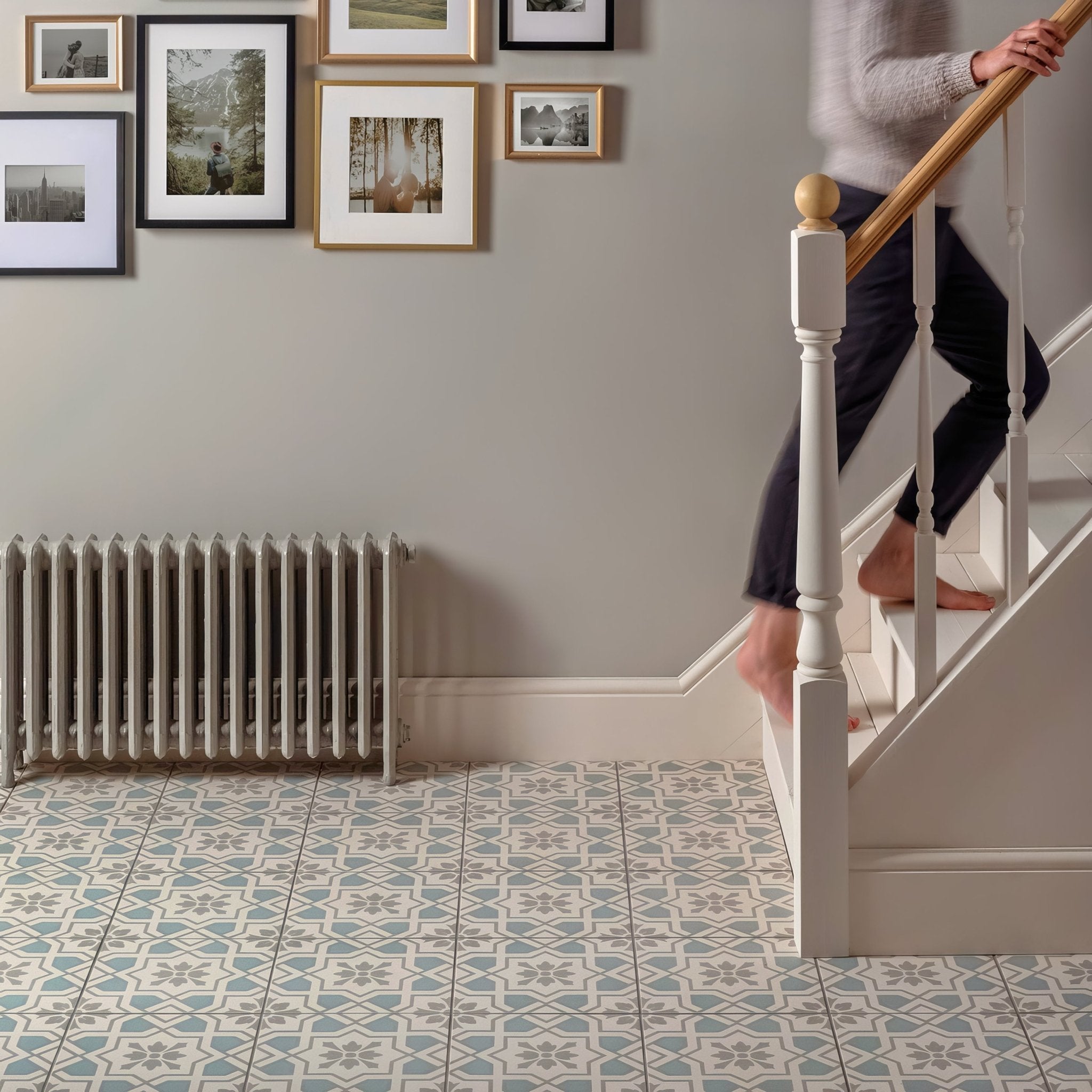 Cotehele Teal On Chalk - Hyperion Tiles