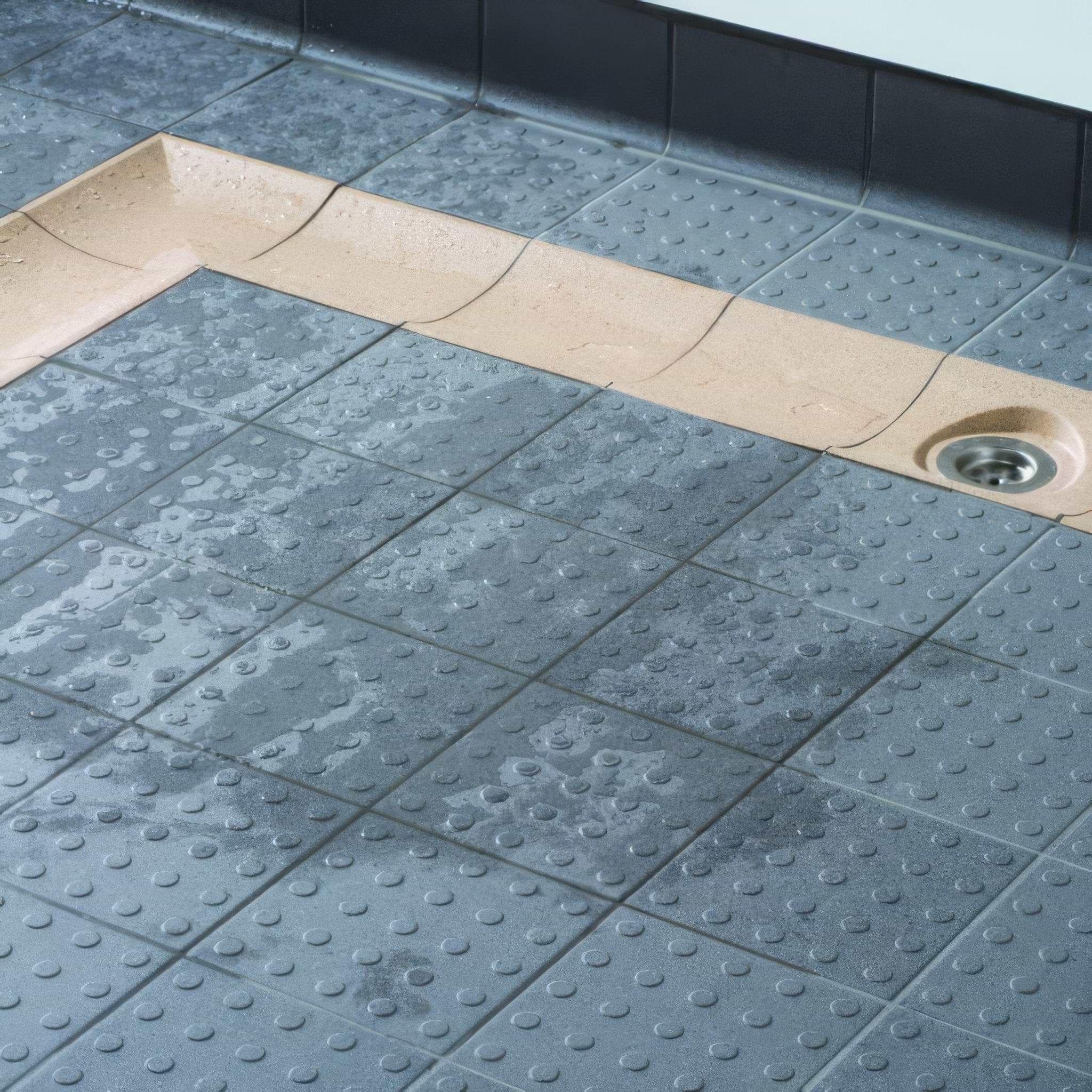Dark Grey Multidisc Quarry Tile 148x148x9mm - Hyperion Tiles