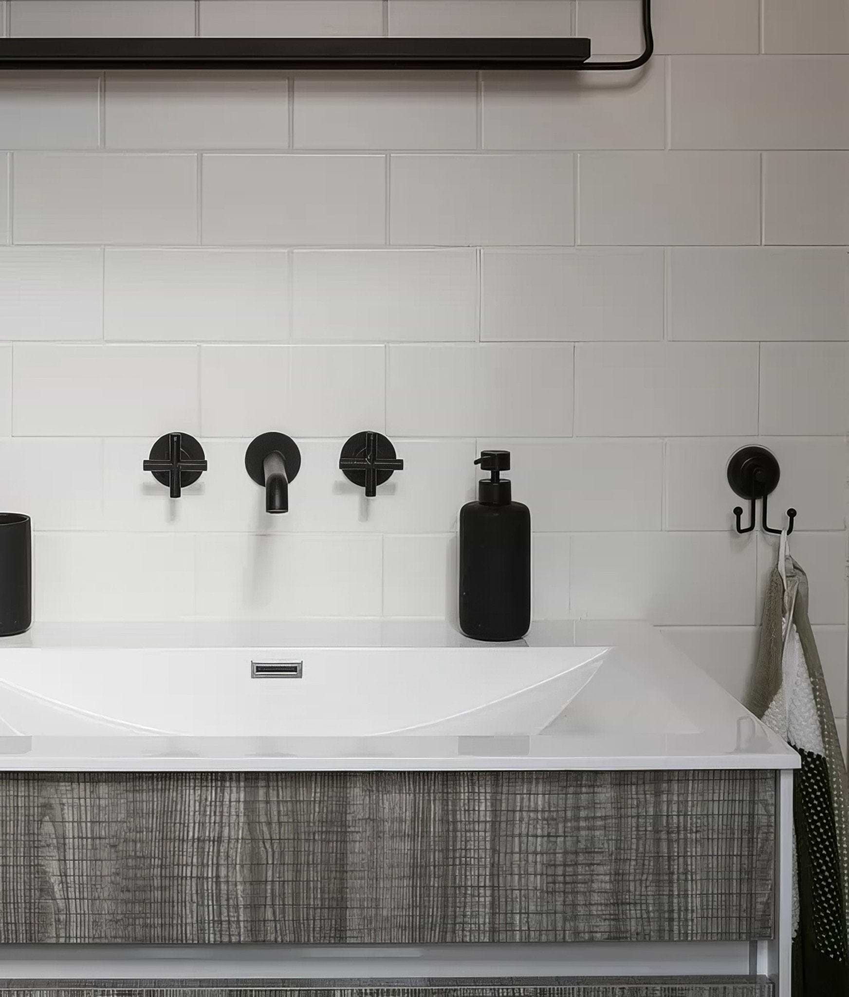 Delicate Wall Ceramic Metro - Hyperion Tiles