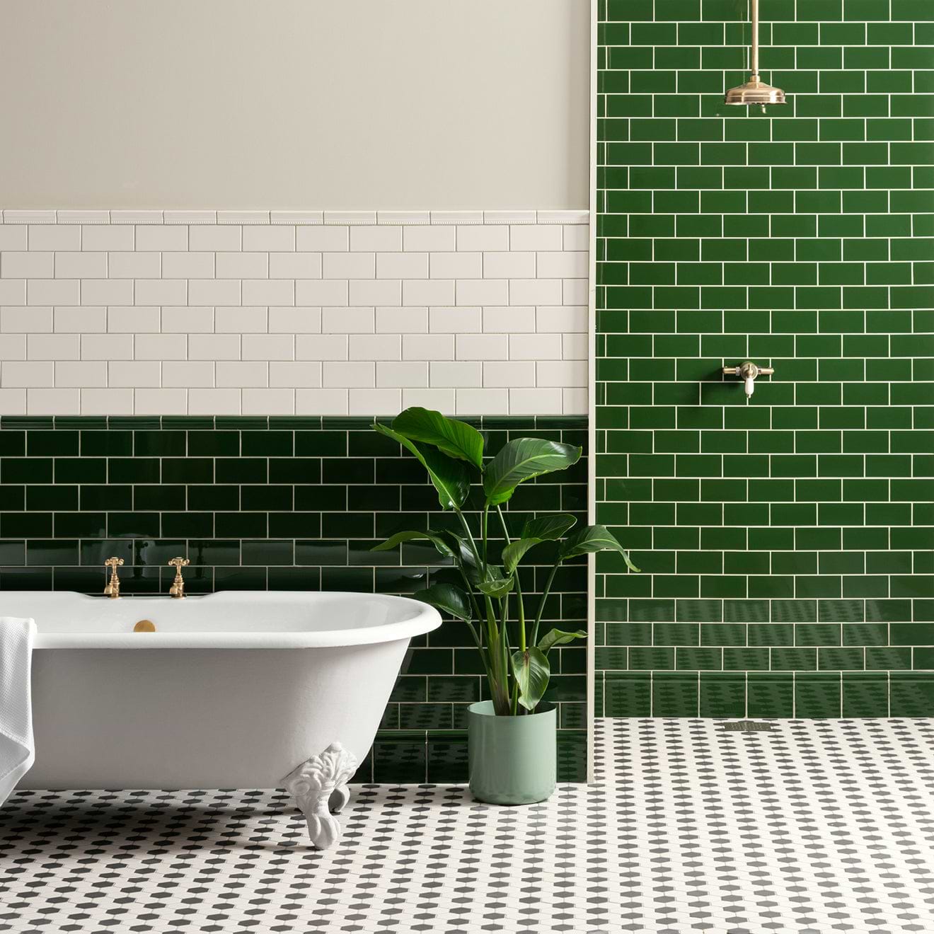 Edwardian Green Half Tile