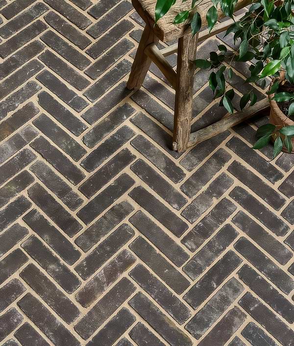 Flanders Dark Russet Tumbled Clay Pavers By hyperion Tiles