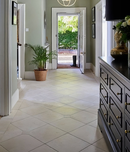 Fontaine Limestone Tumbled Finish - Hyperion Tiles