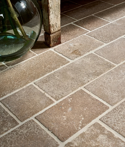 Hamlet Limestone Tumbled & Etched Cobbles - Hyperion Tiles