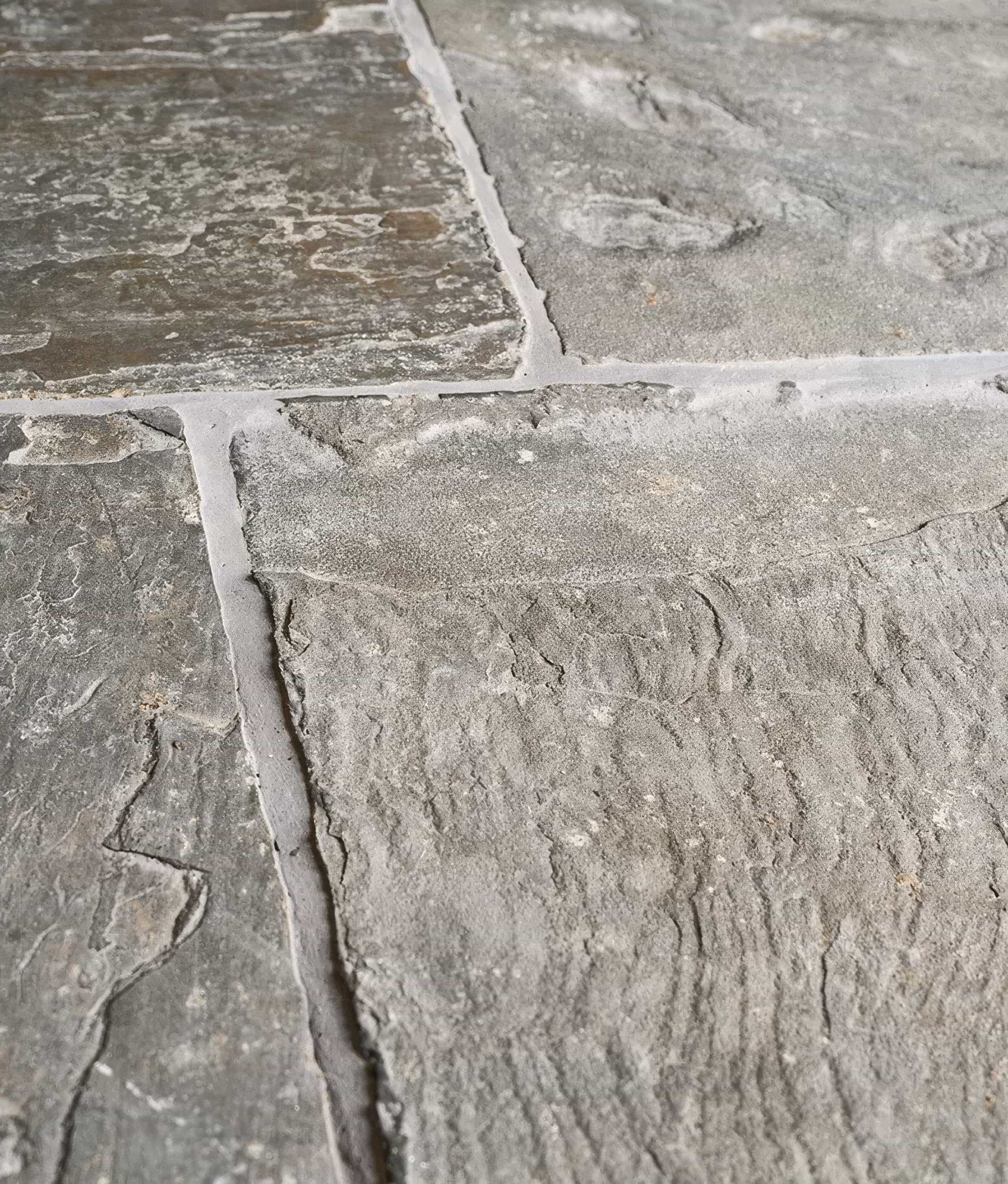 Highclere Sandstone Weathered Finish - Hyperion Tiles