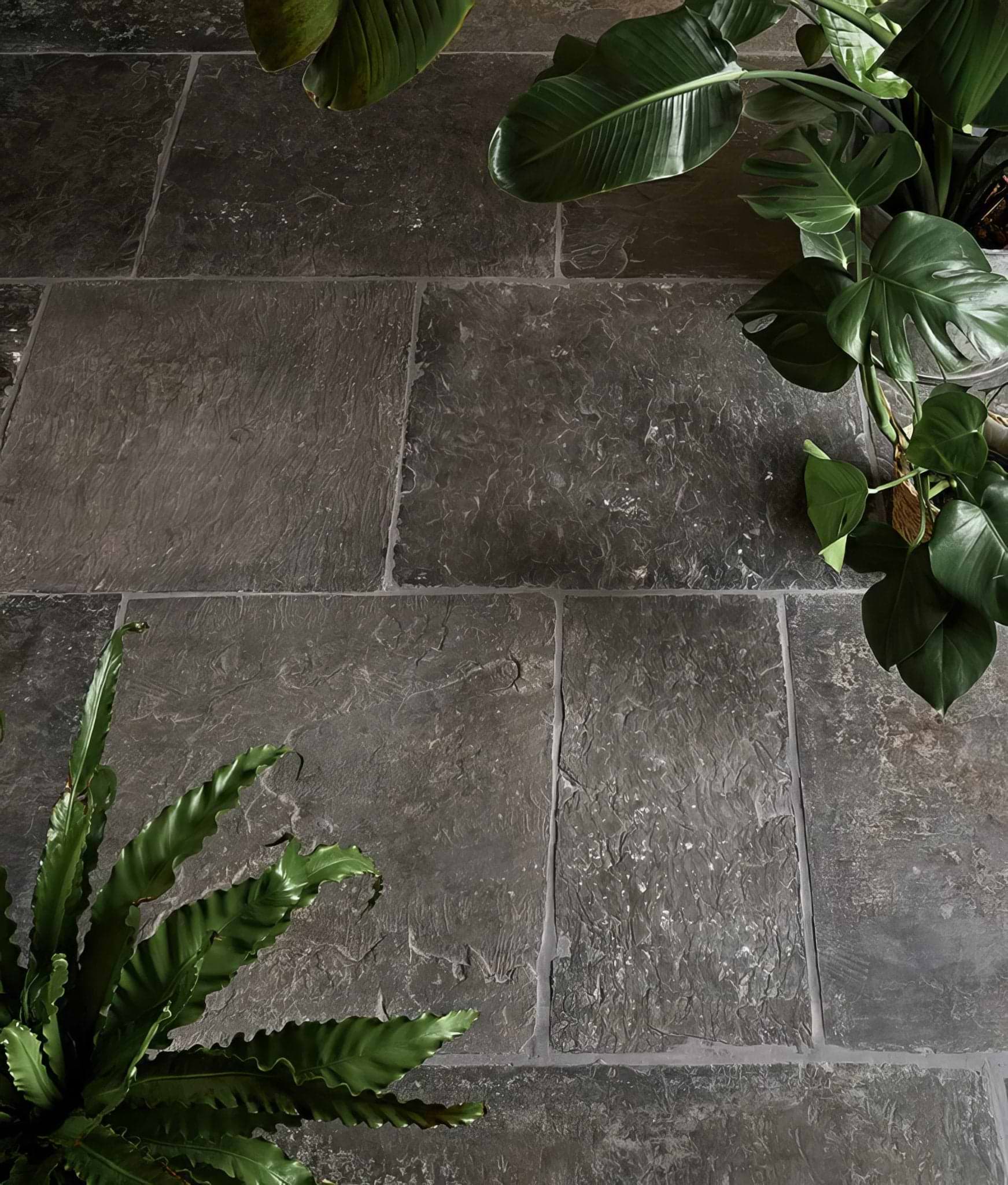 Highclere Sandstone Weathered Finish - Hyperion Tiles