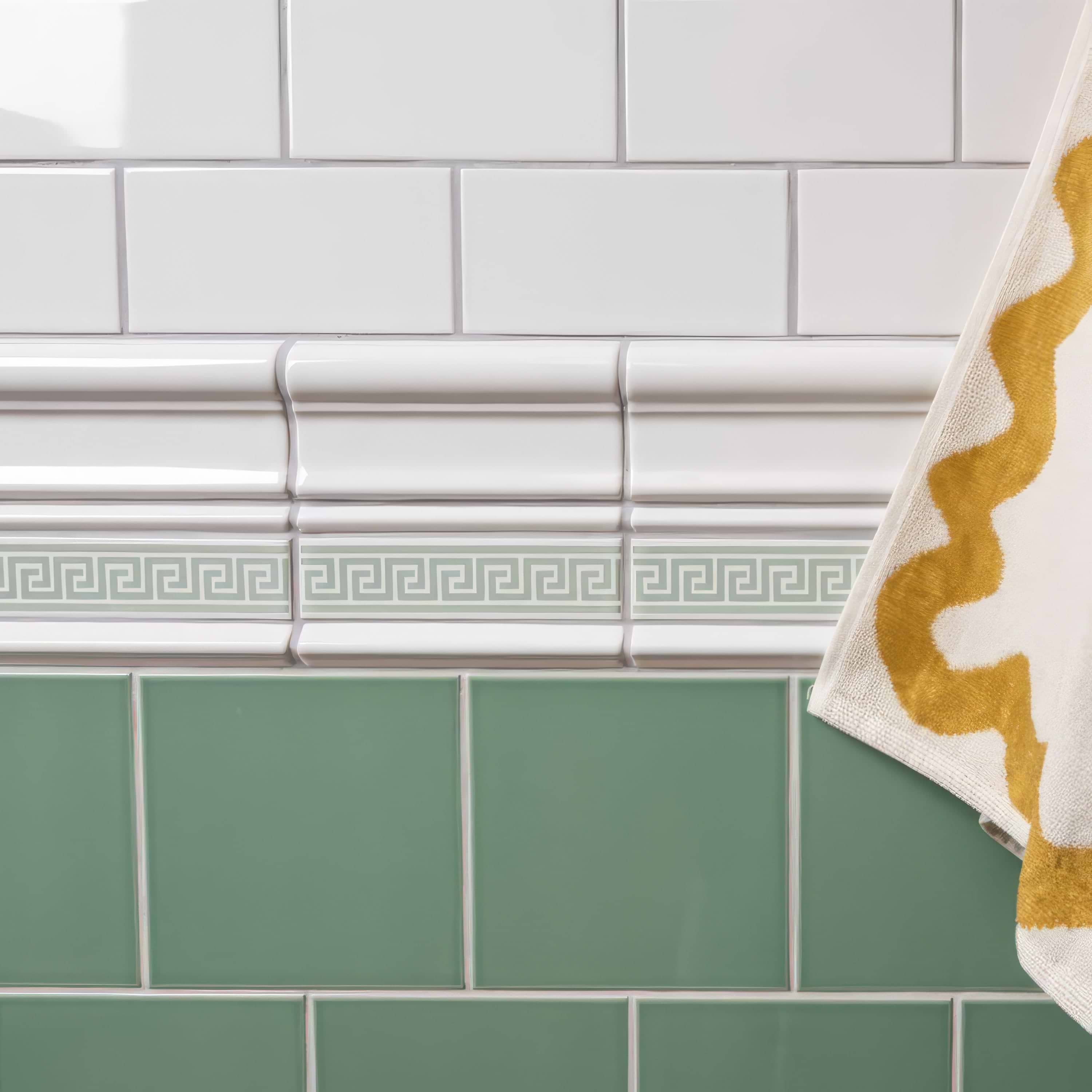 Brilliant White Omega Moulding - Hyperion Tiles
