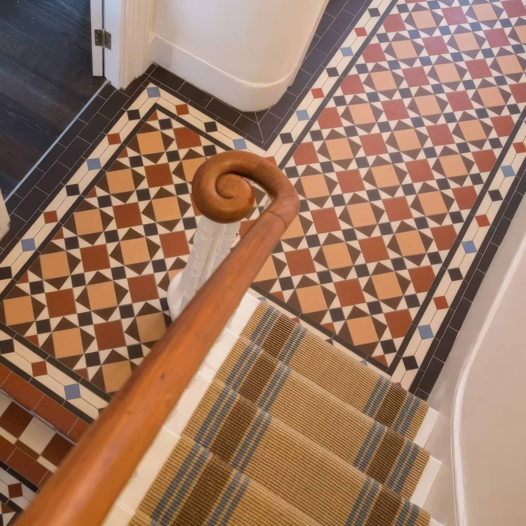 Lambeth Black, Brown, Buff, Red & White - Hyperion Tiles
