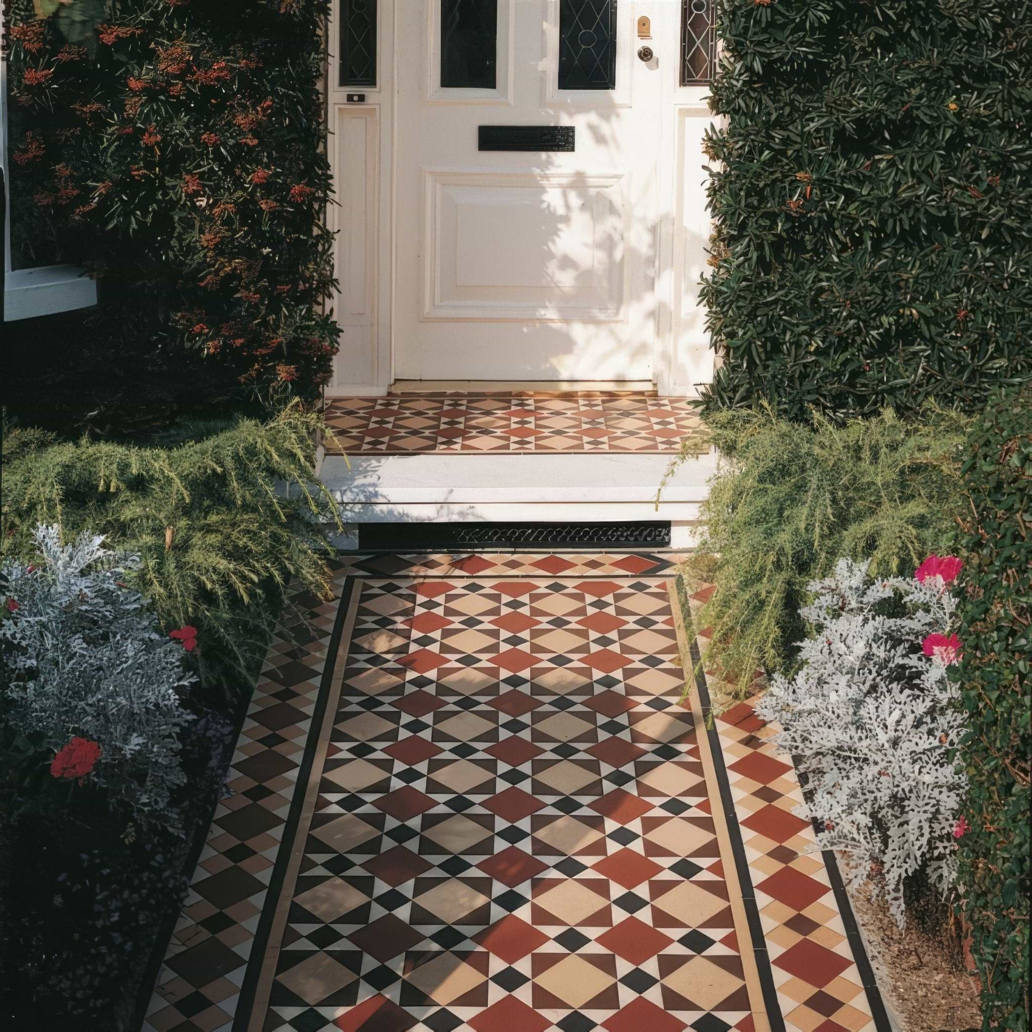 Lambeth Black, Brown, Buff, Red & White - Hyperion Tiles