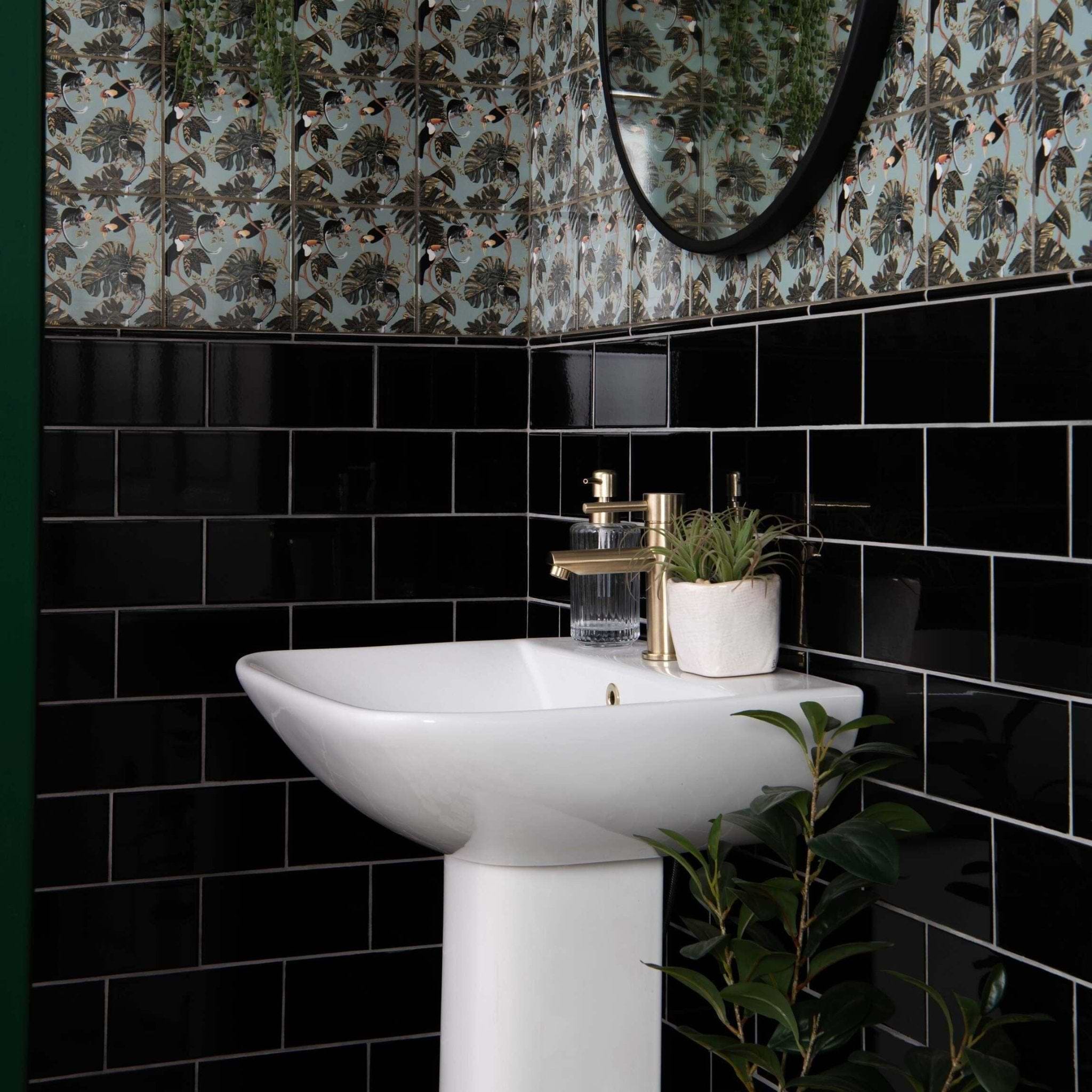 Liso Black Gloss 100x200 - Hyperion Tiles