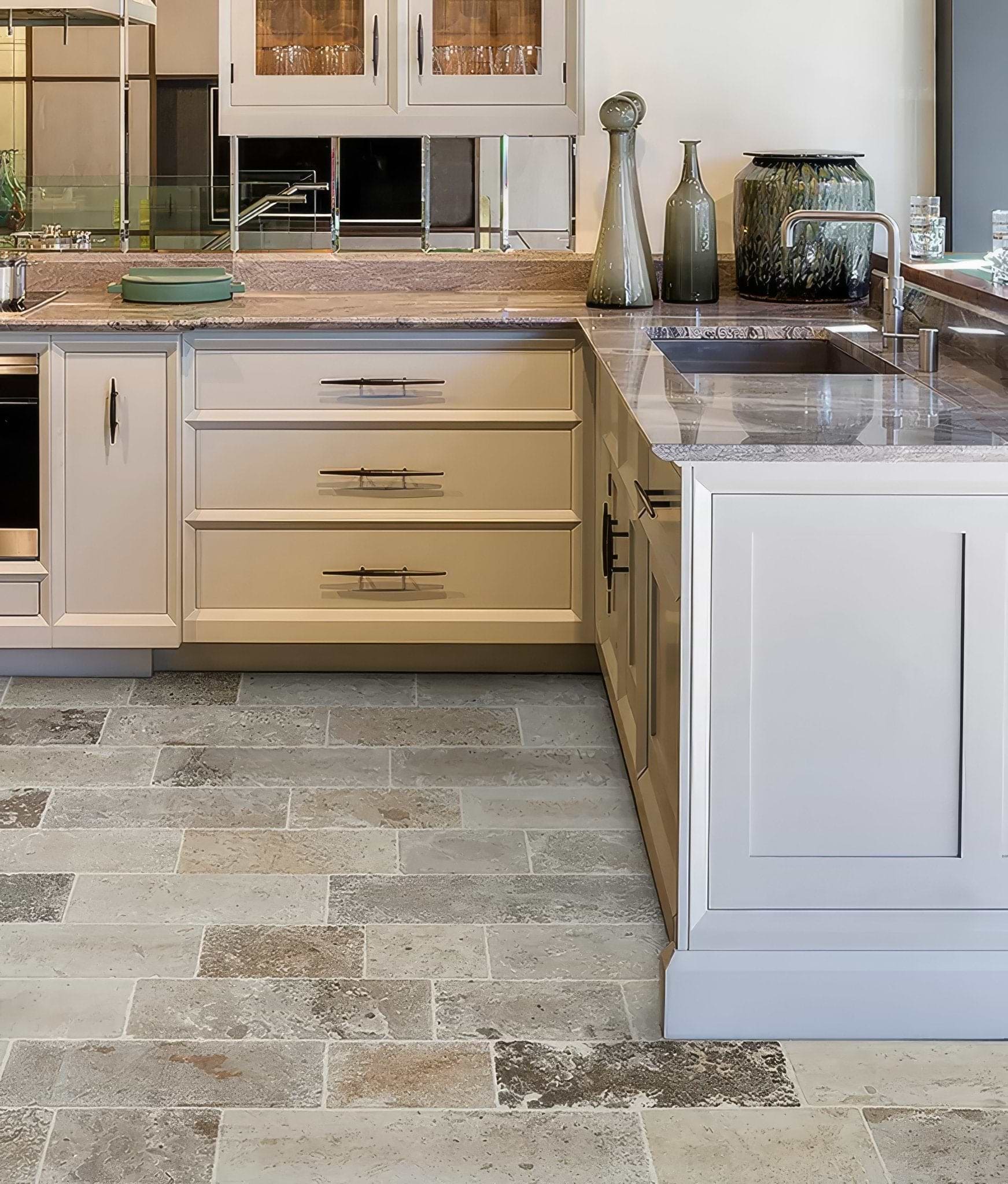Medieval Bourgogne Limestone Cobbles Weathered Finish - Hyperion Tiles