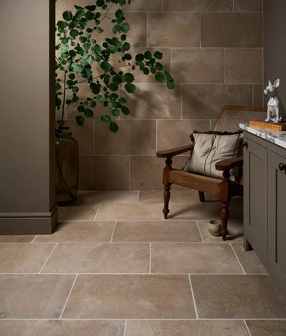 Portare Buscot Blend Limestone Tumbled Finish | Hyperion Tiles 