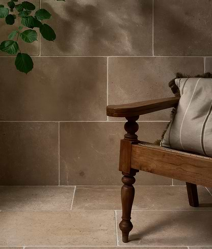 Portare Buscot Blend Limestone Tumbled Finish | Hyperion Tiles 