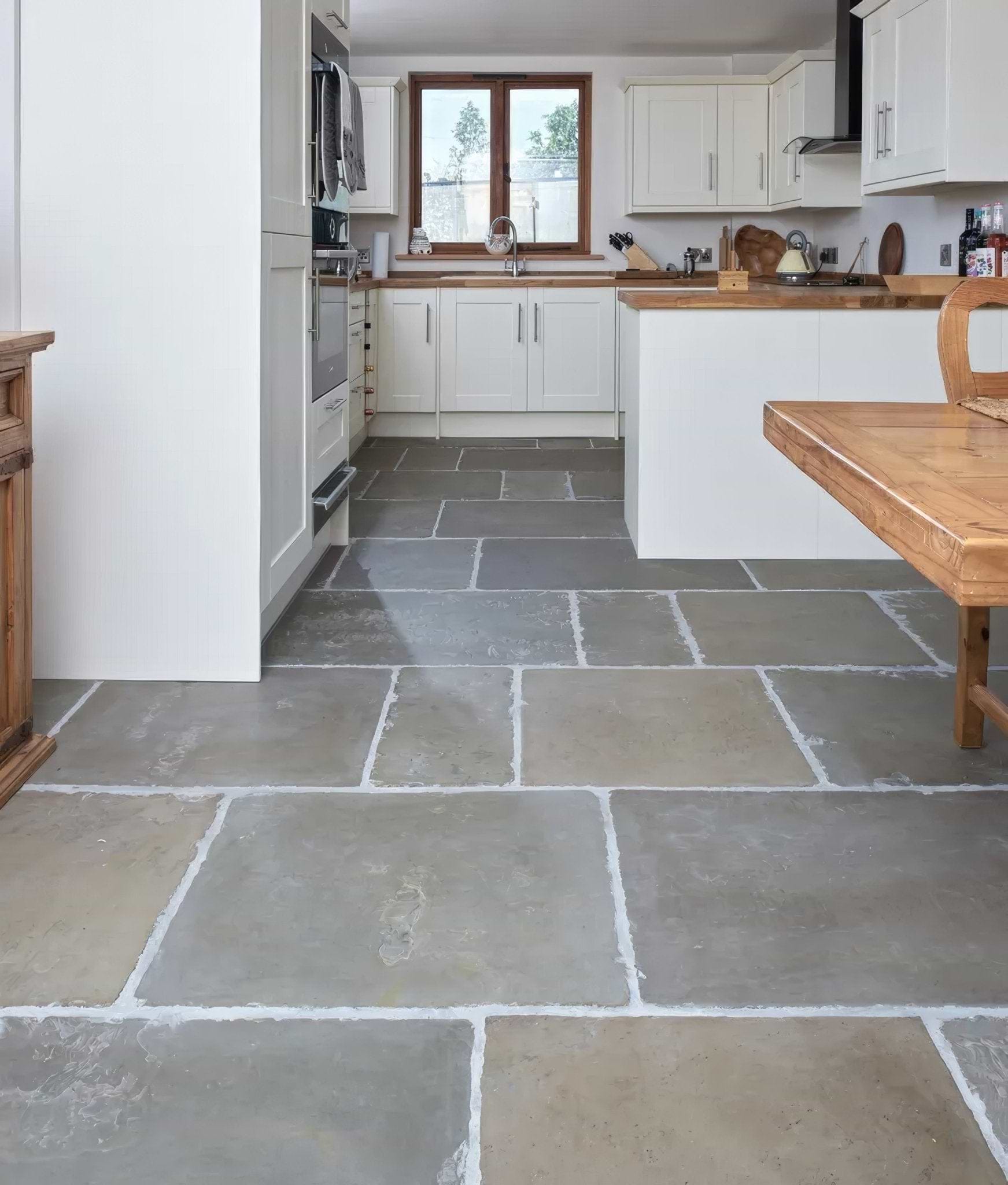 Old Westminster Sandstone Worn & Patinated Finish - Hyperion Tiles