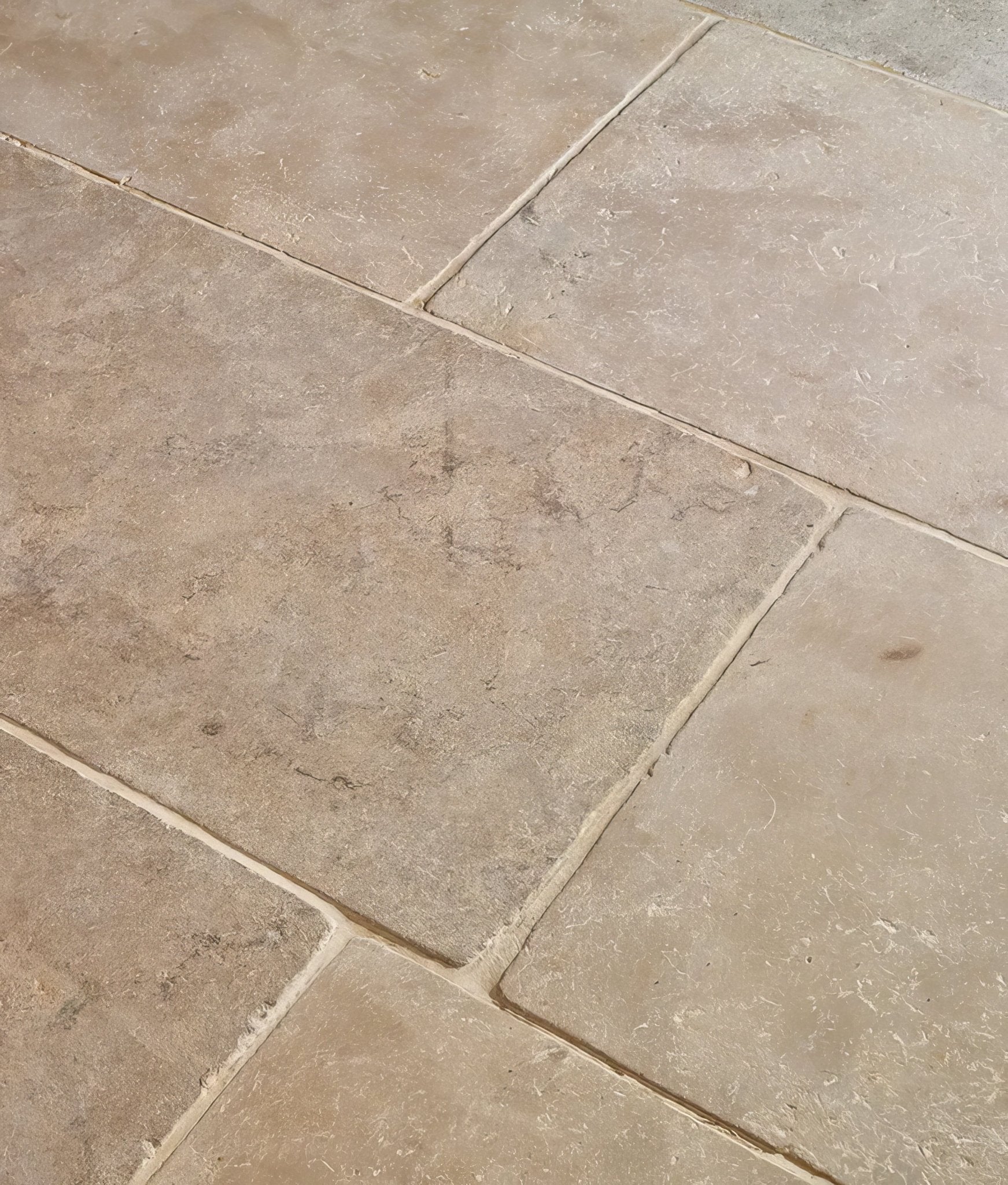 Rohan Limestone Tumbled - Hyperion Tiles