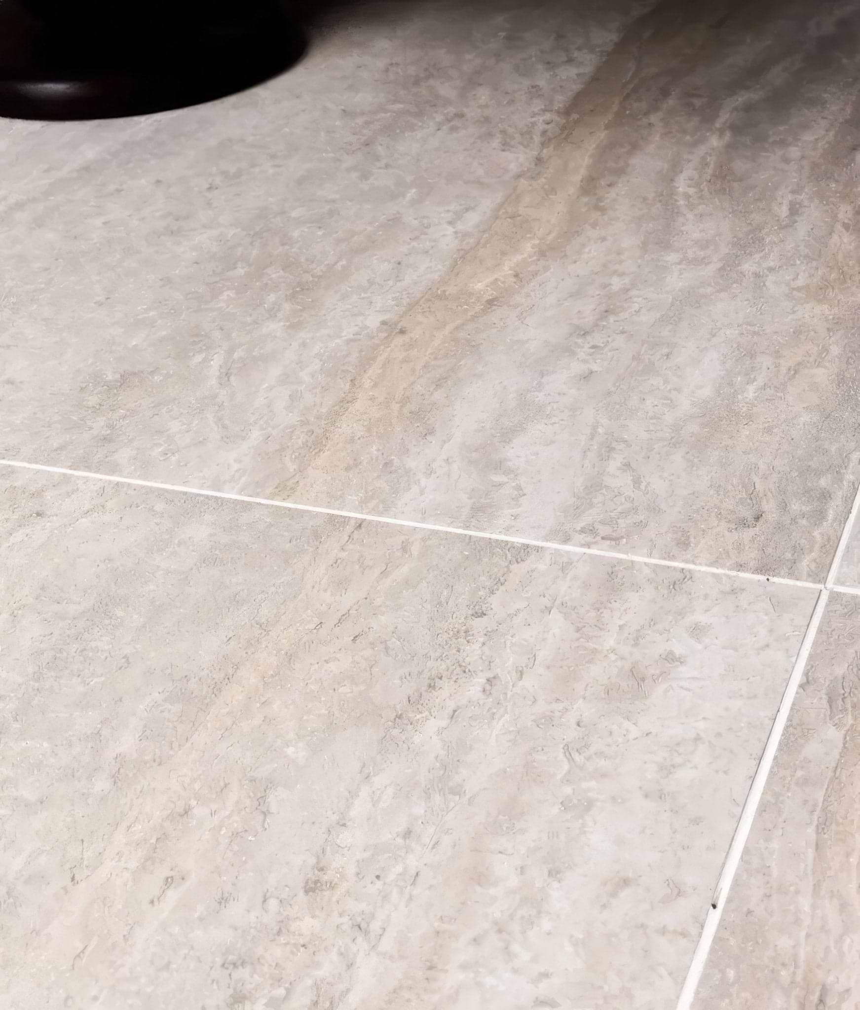 Sculpture Grande Porcelain Romano Veincut Light - Hyperion Tiles