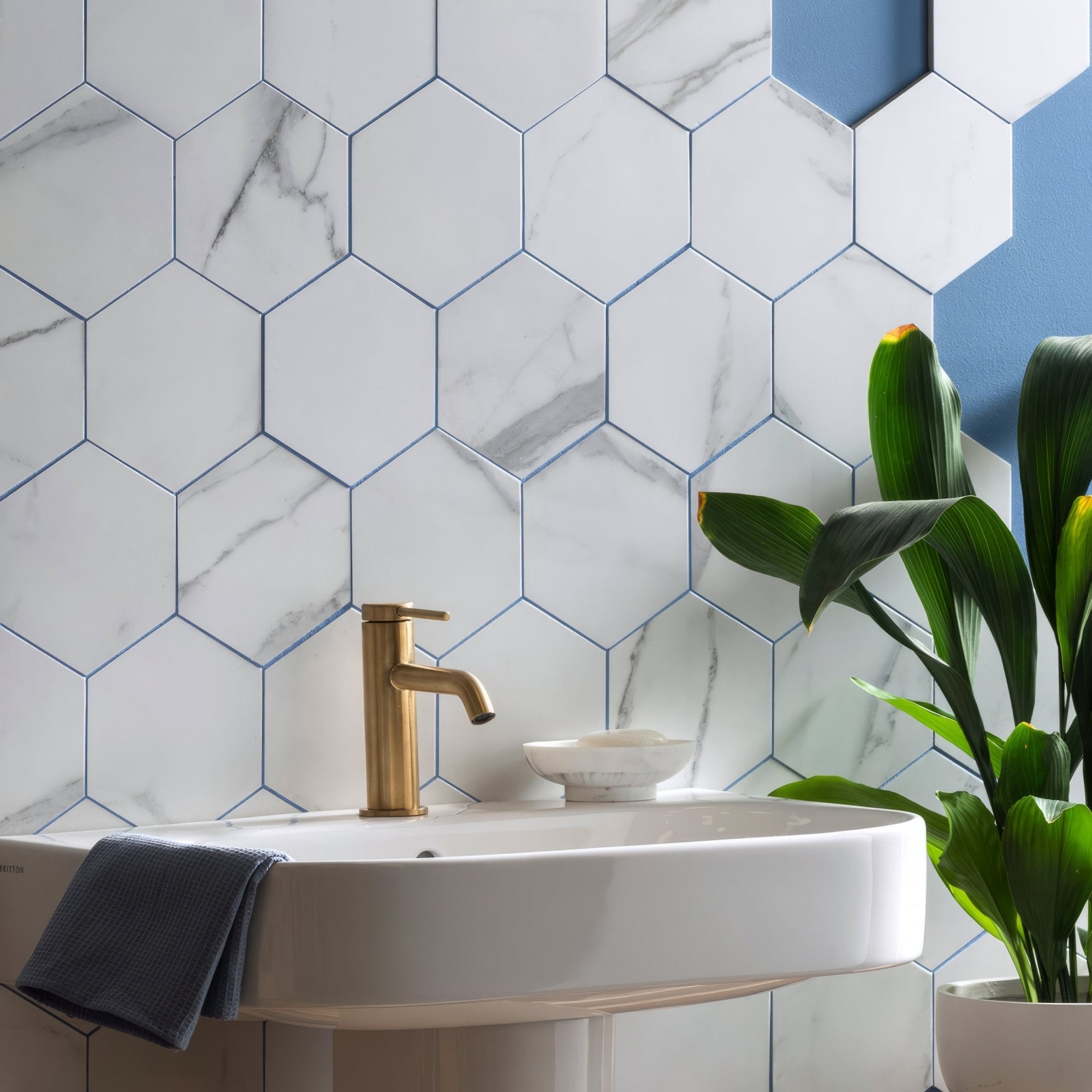 Statuario Nuovo Honed Hexagon Mosaic - Hyperion Tiles