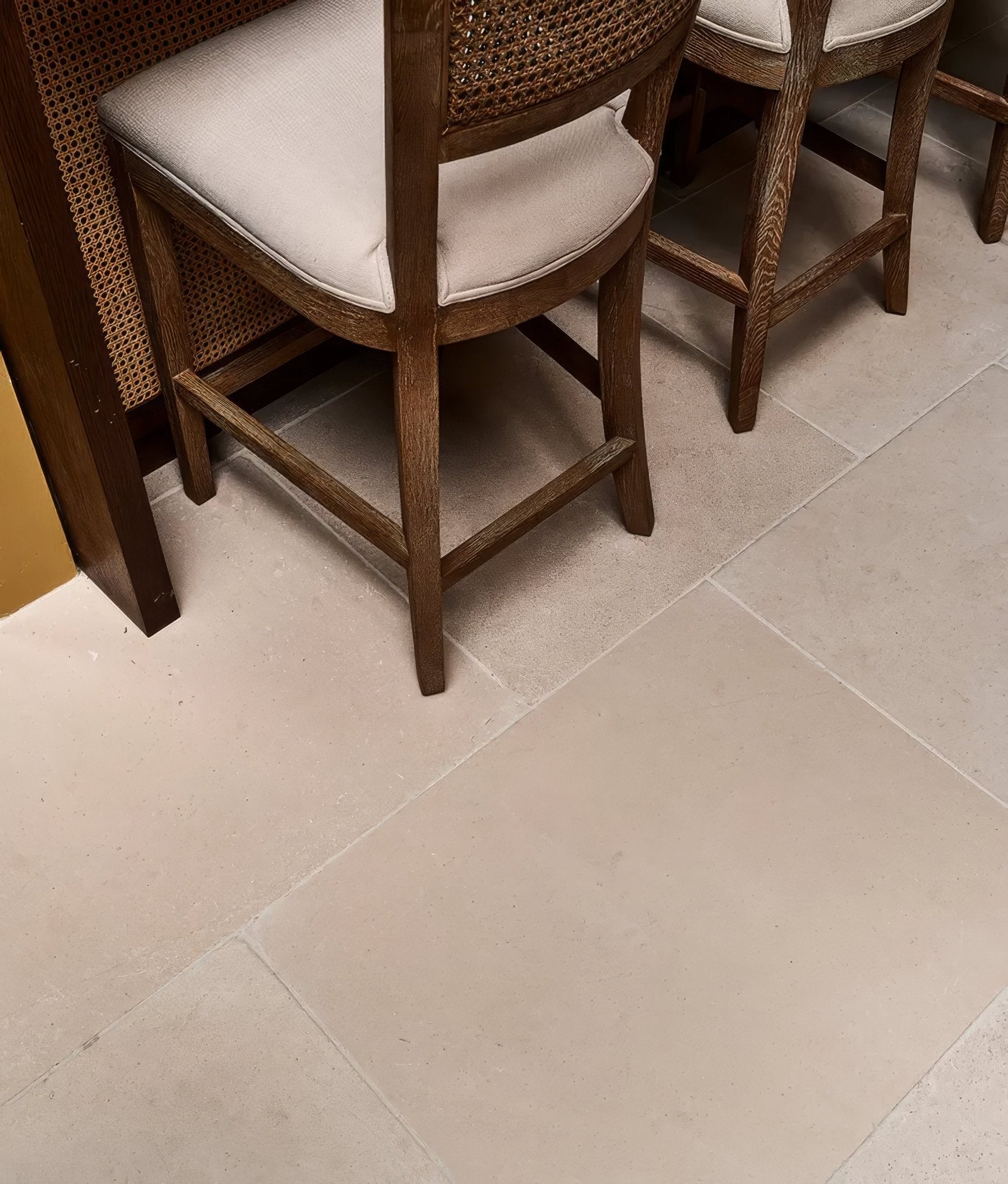 Swanage Limestone Tumbled Finish - Hyperion Tiles