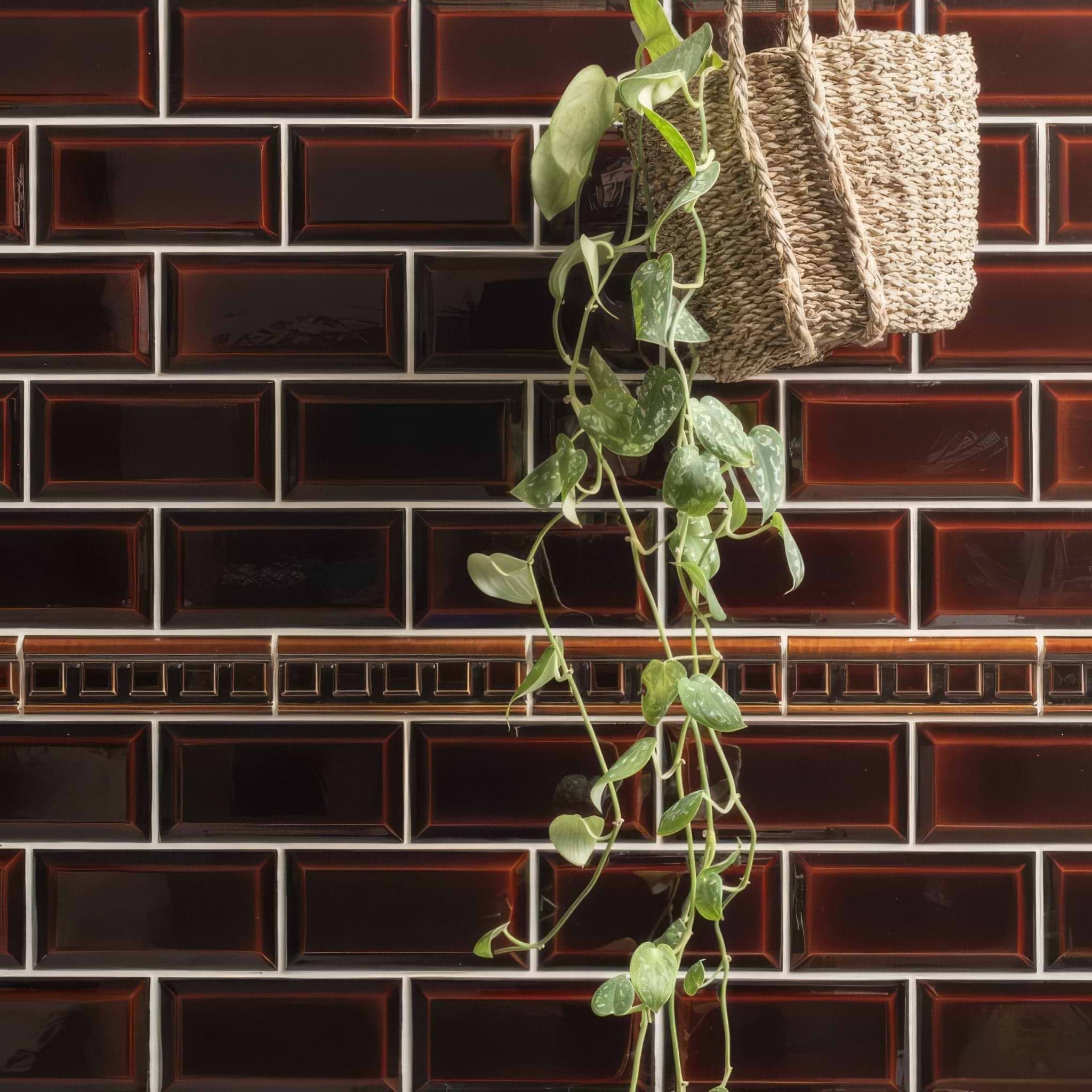 Teapot Brown Dentil Moulding - Hyperion Tiles