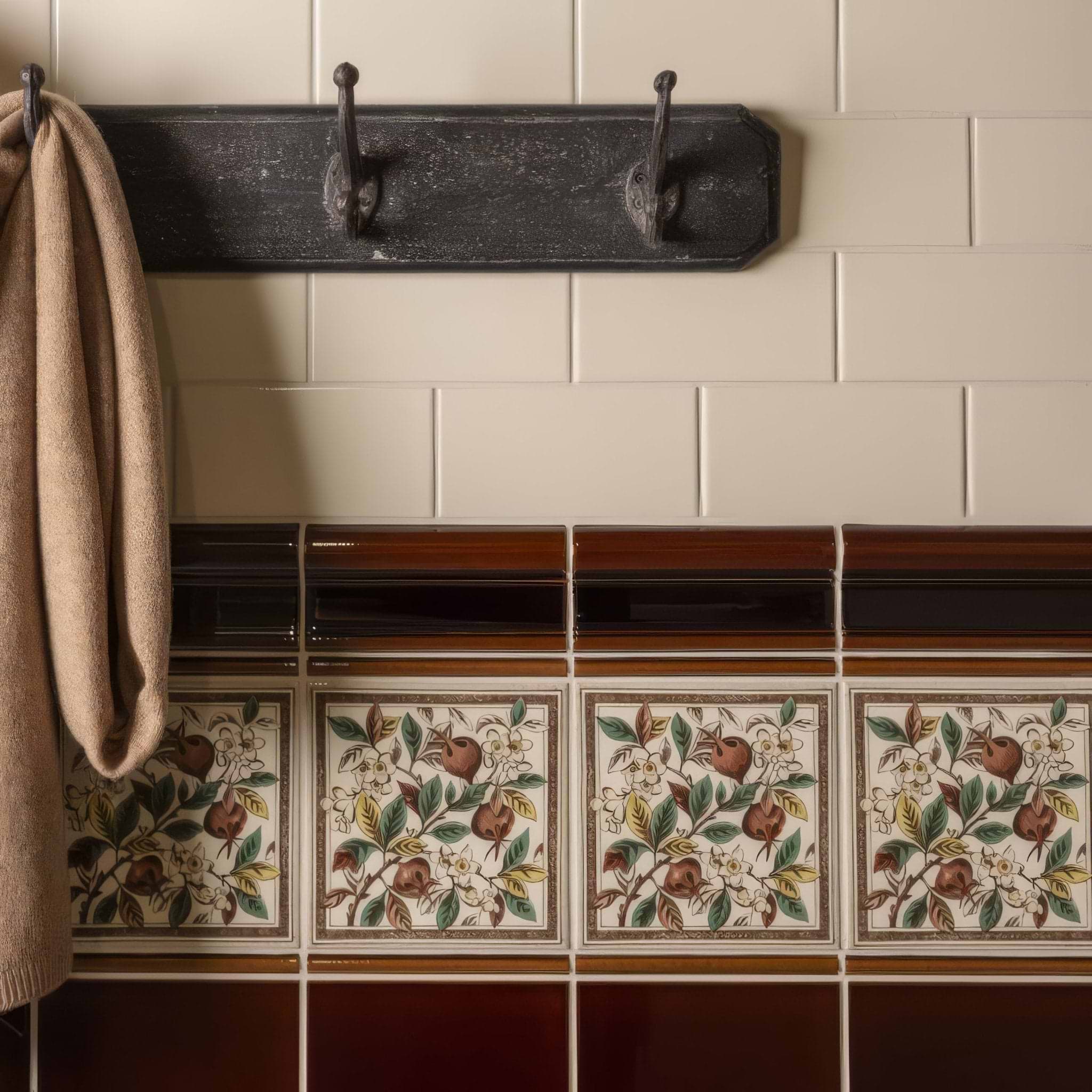 Teapot Brown Victoria Moulding - Hyperion Tiles