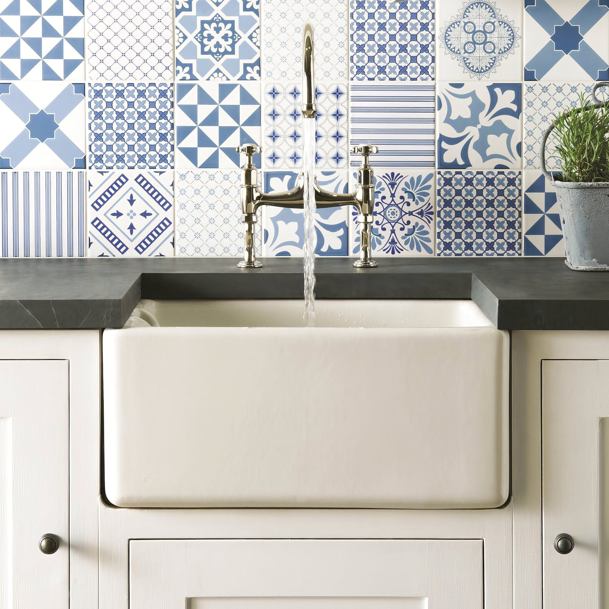 Toulon Blue On Brilliant White - Hyperion Tiles