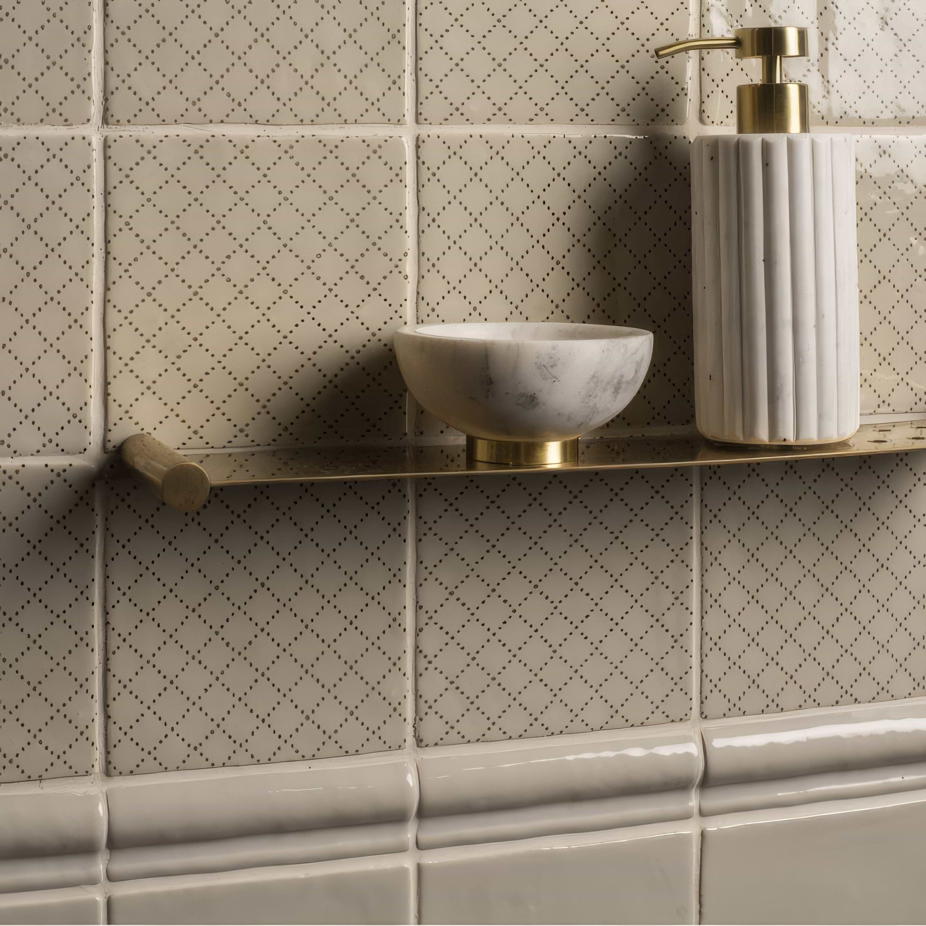 Manoir Trellis Pumice | Hyperion Tiles