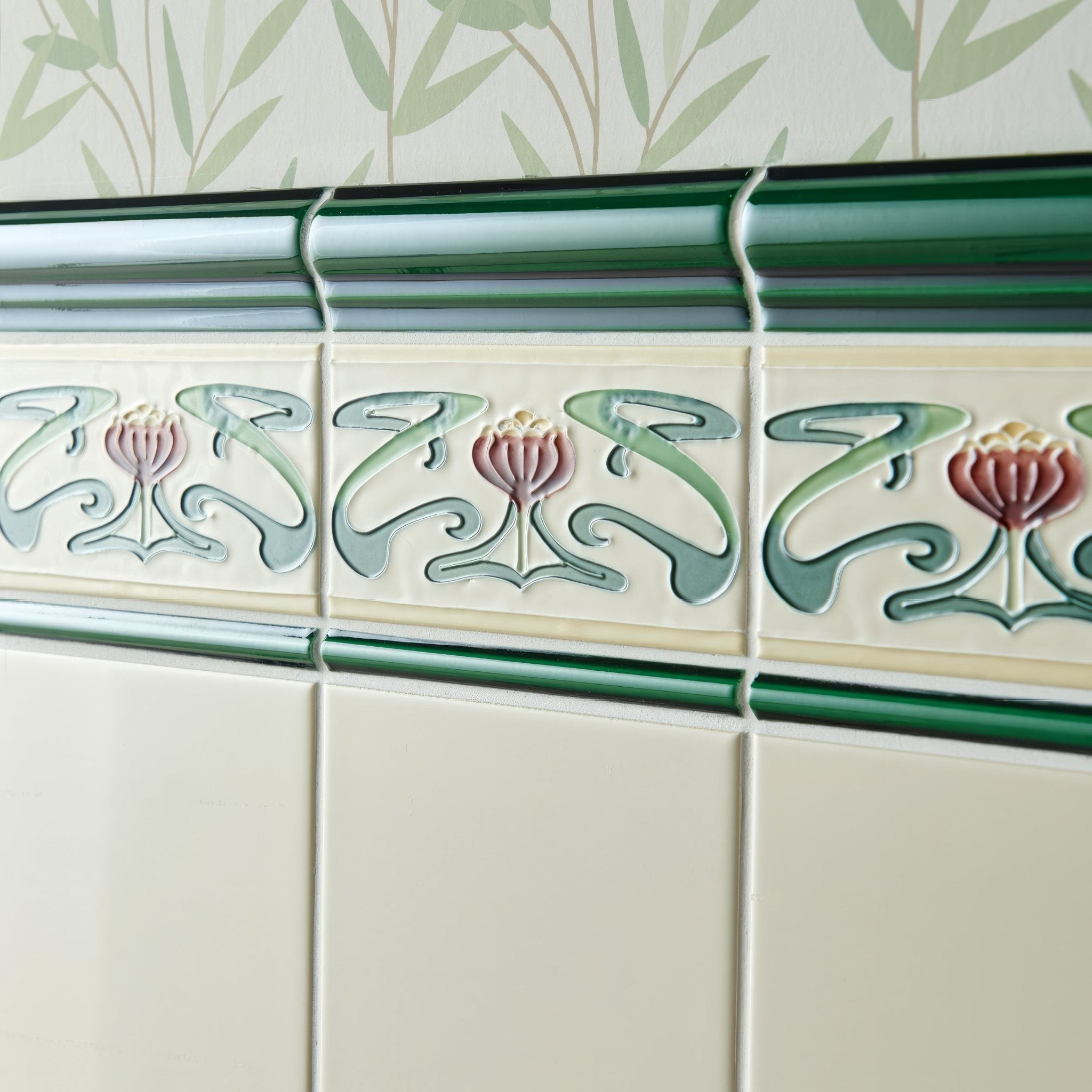 Victorian Green Albert Moulding - Hyperion Tiles