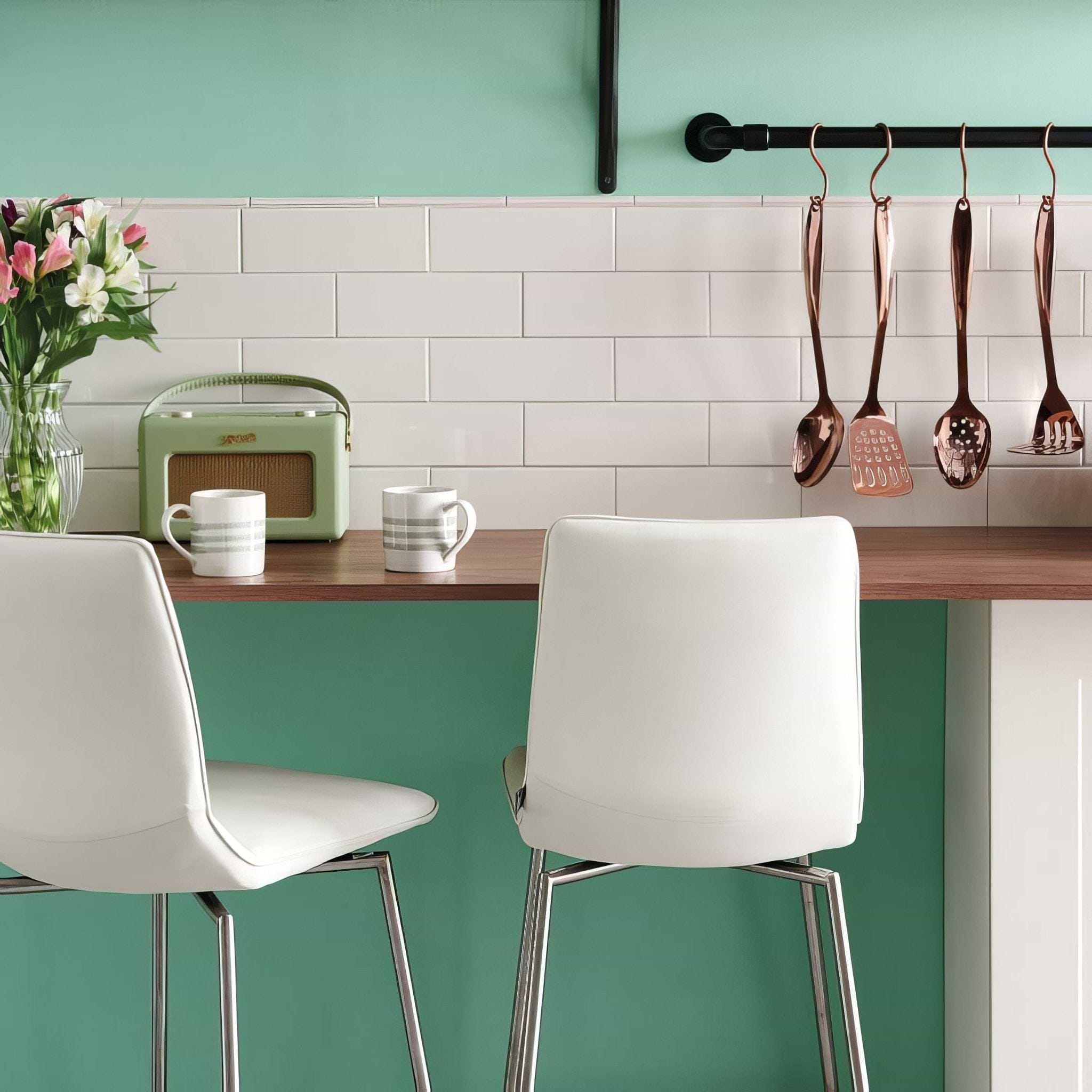 Vintage White Omega Moulding - Hyperion Tiles