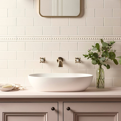 Vintage White Scroll Moulding - Hyperion Tiles
