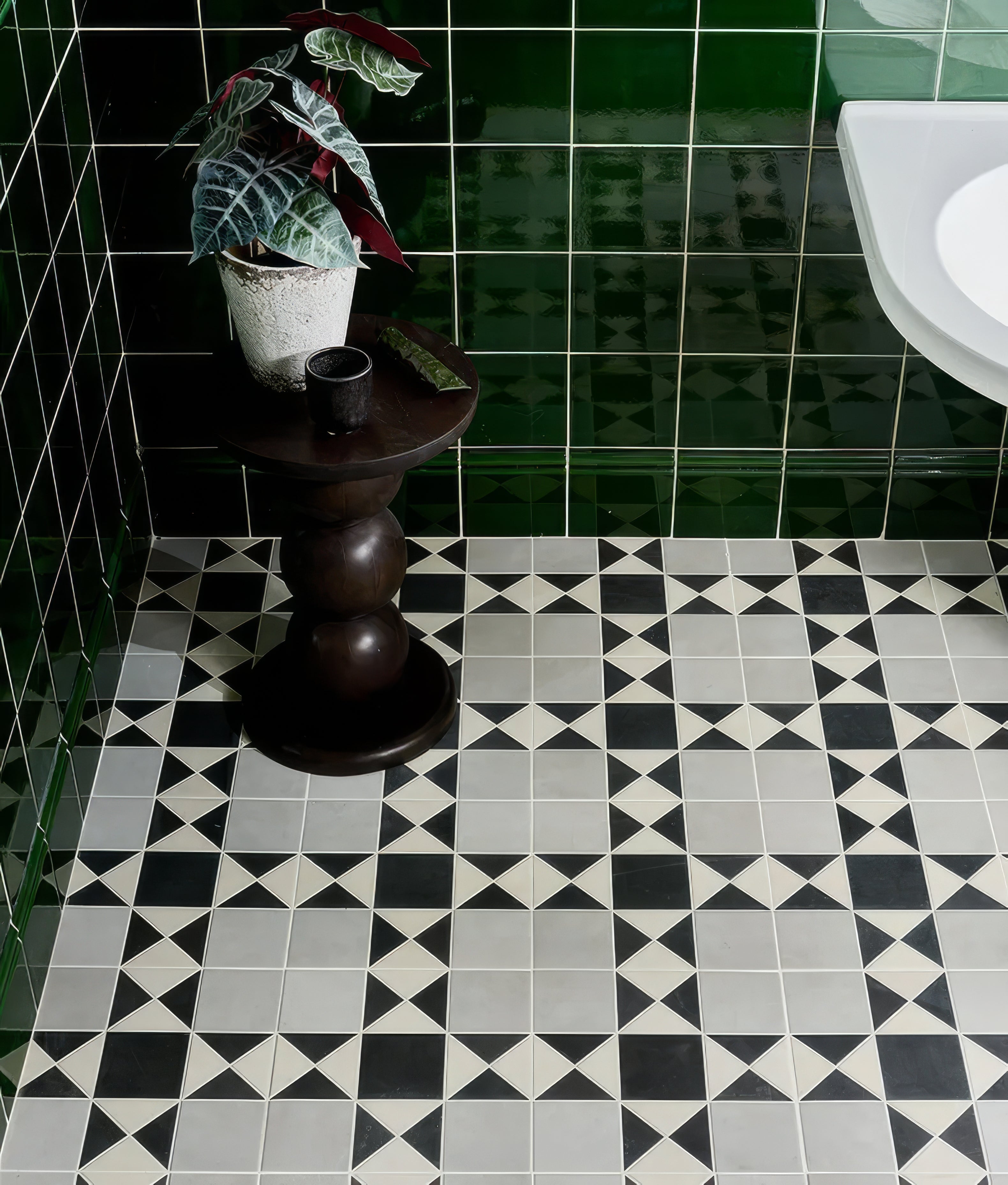 Victorian Style Porcelain Finchley Pattern Soft Grey - Hyperion Tiles