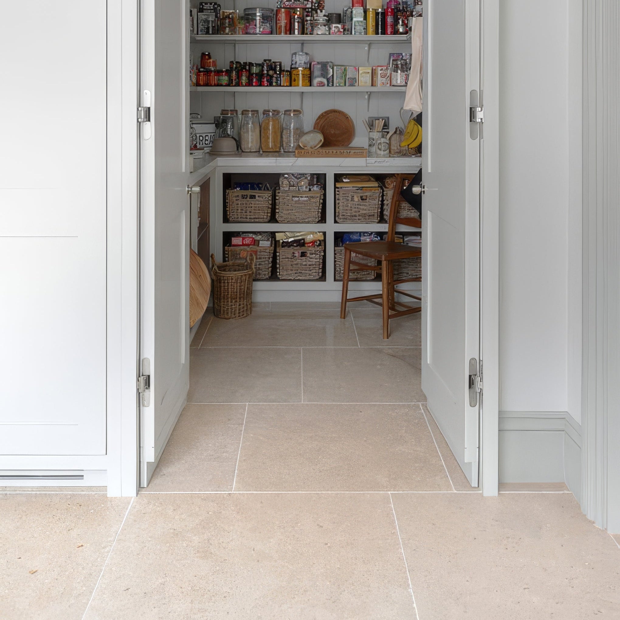Wychwood Limestone Tumbled Finish 60 x Random - Hyperion Tiles