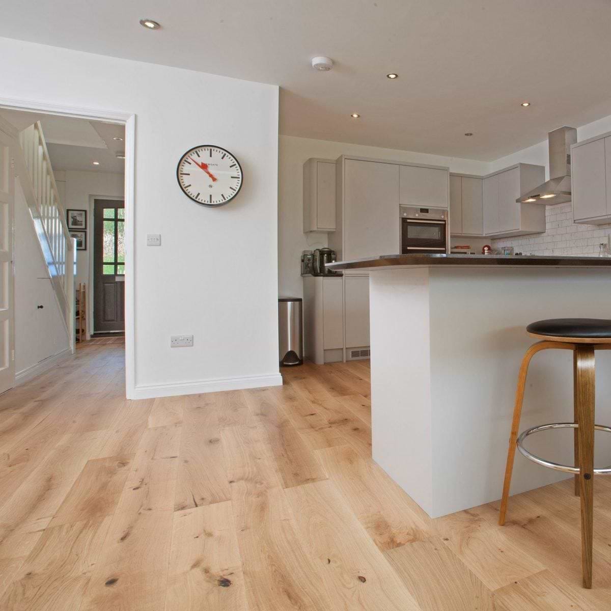Alpine Oak Rustic Brushed & Lacquered - Hyperion Tiles