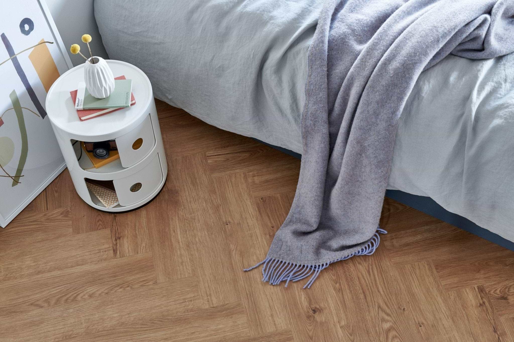 Brecon Vintage Oak Herringbone - Hyperion Tiles