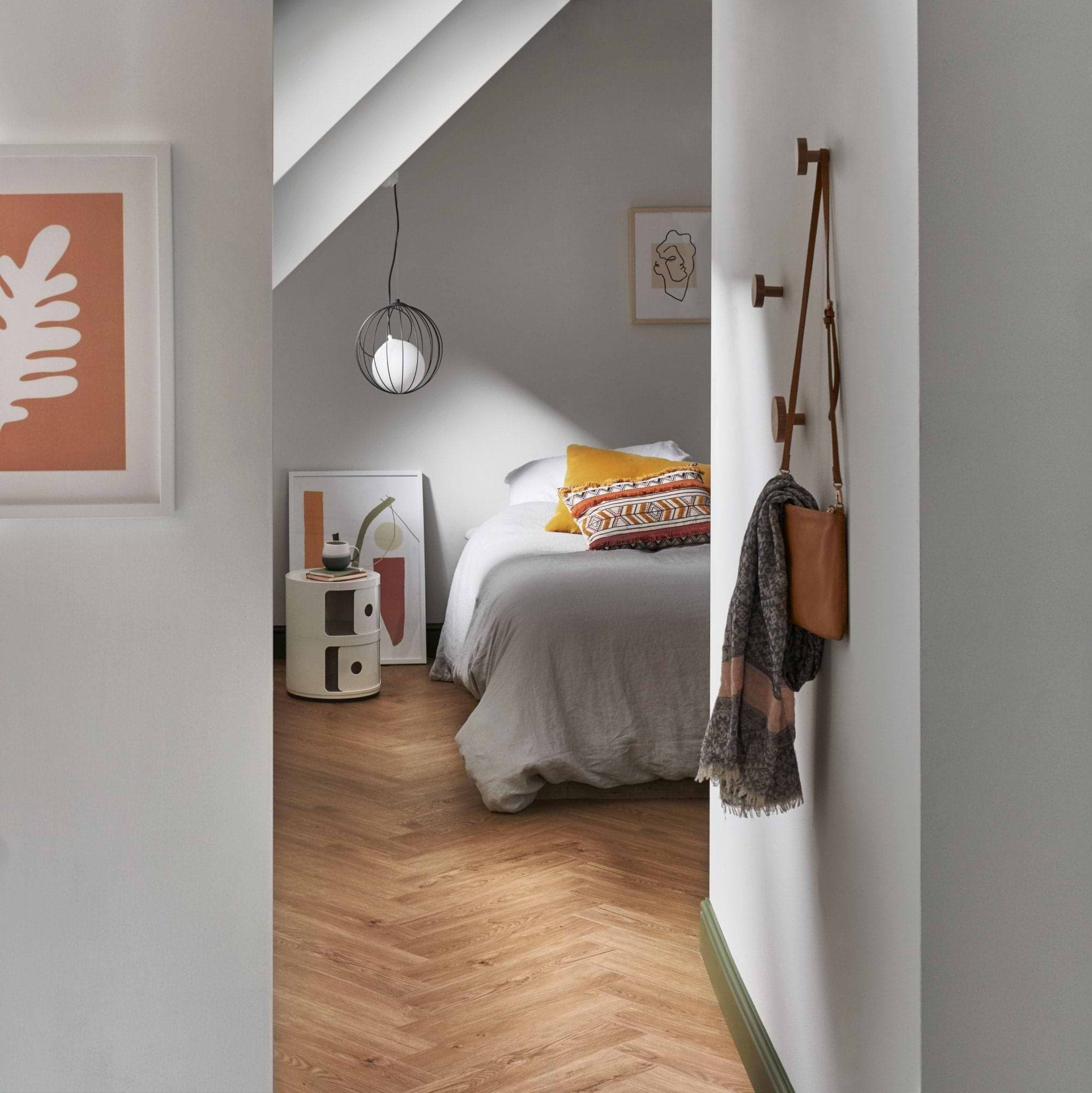 Brecon Vintage Oak Herringbone - Hyperion Tiles